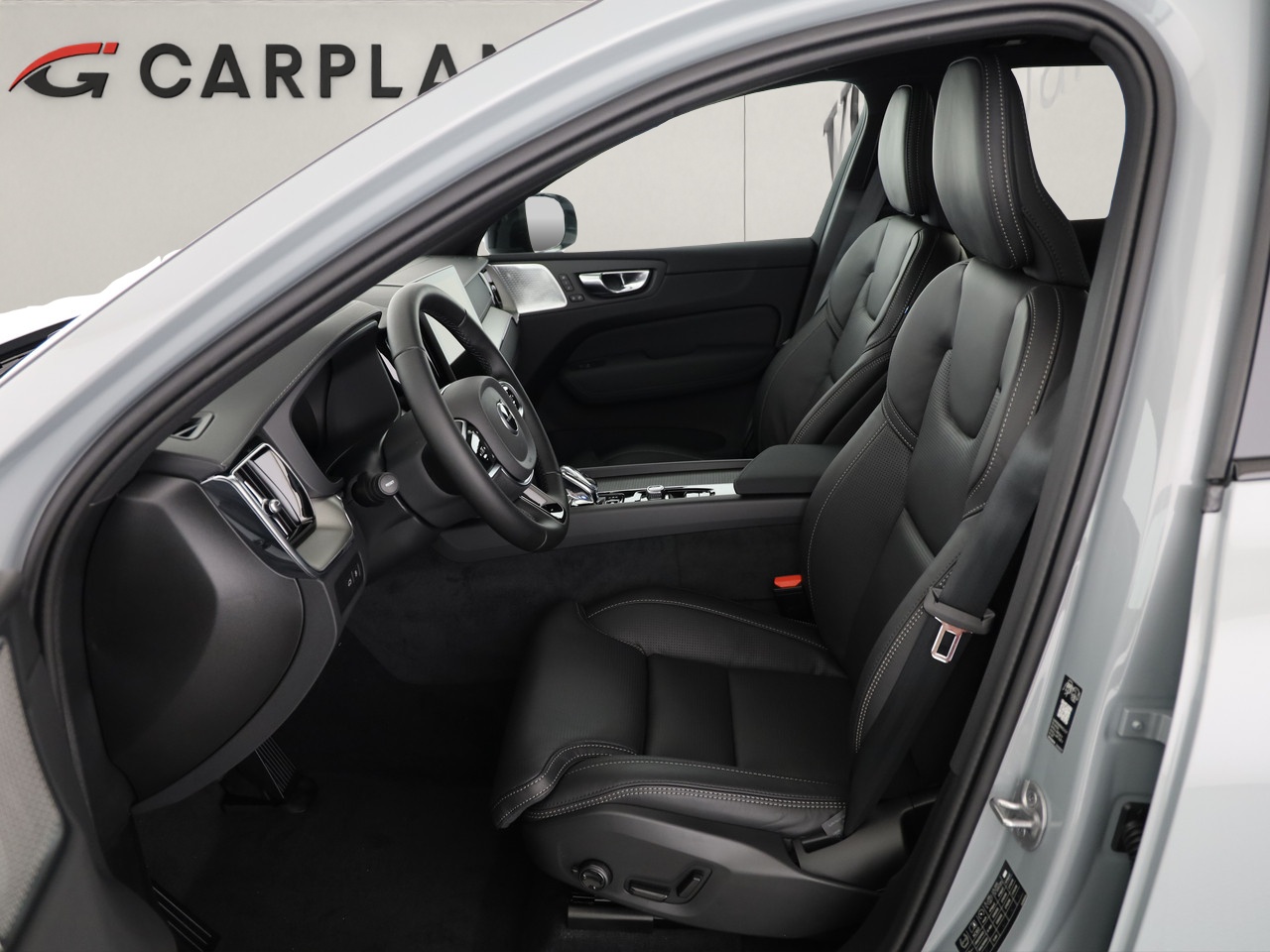 VOLVO XC60 2.0 T6 TE Black Edition eAWD-image-6