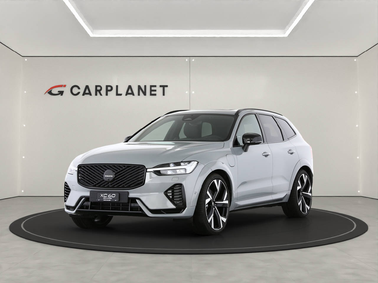 VOLVO XC60 2.0 T6 TE Black Edition eAWD-image-0