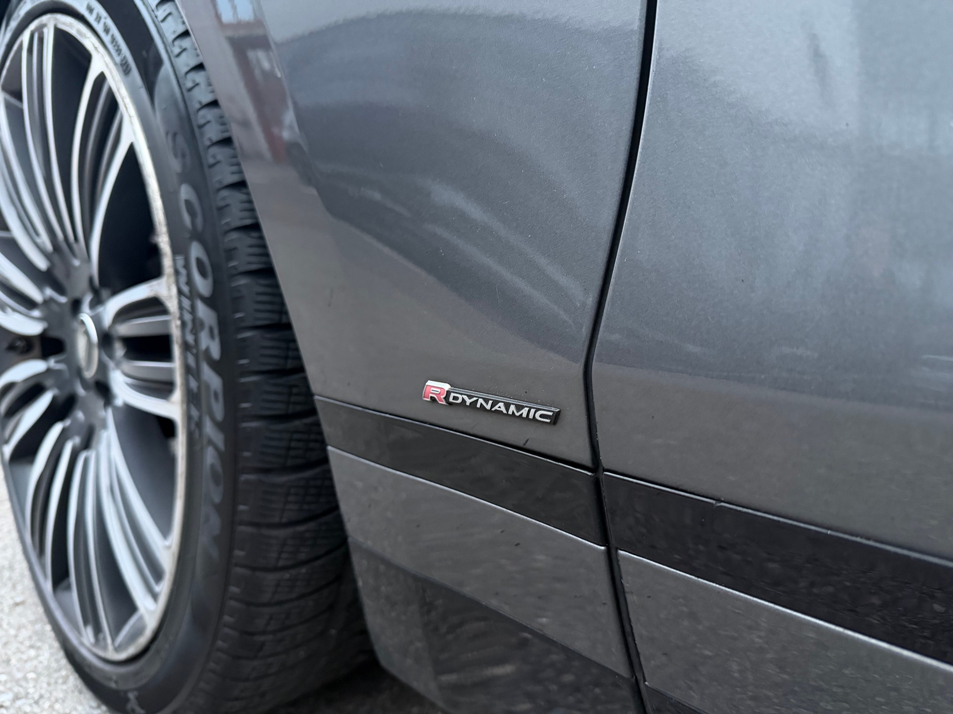 LAND ROVER Range Rover Velar R-Dynamic D 300 S Automatic-image-4