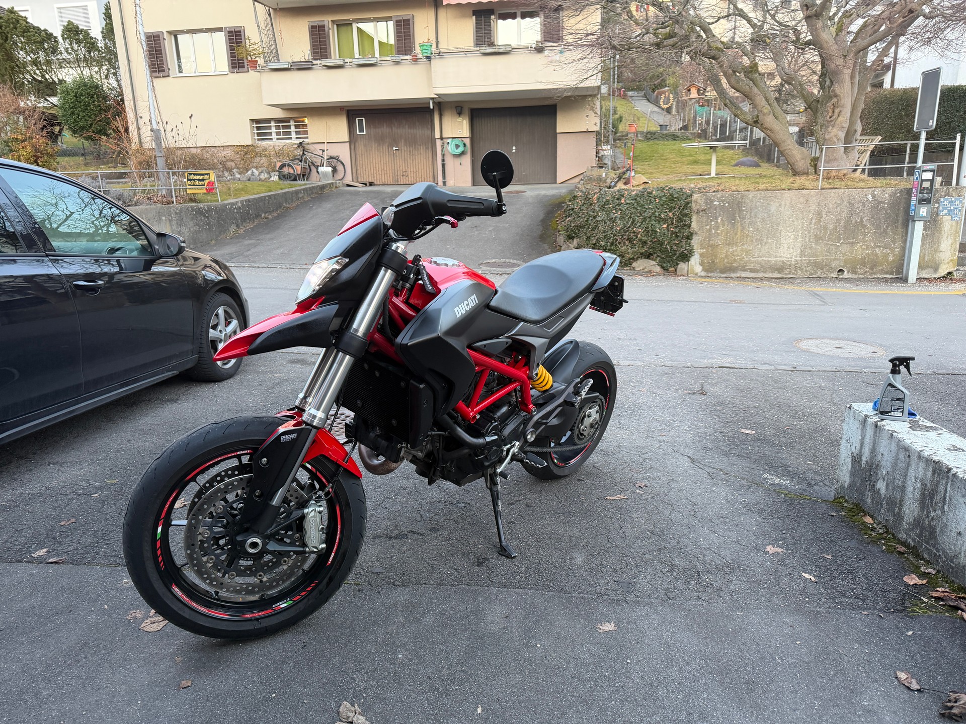 DUCATI Hypermotard 821-image-11