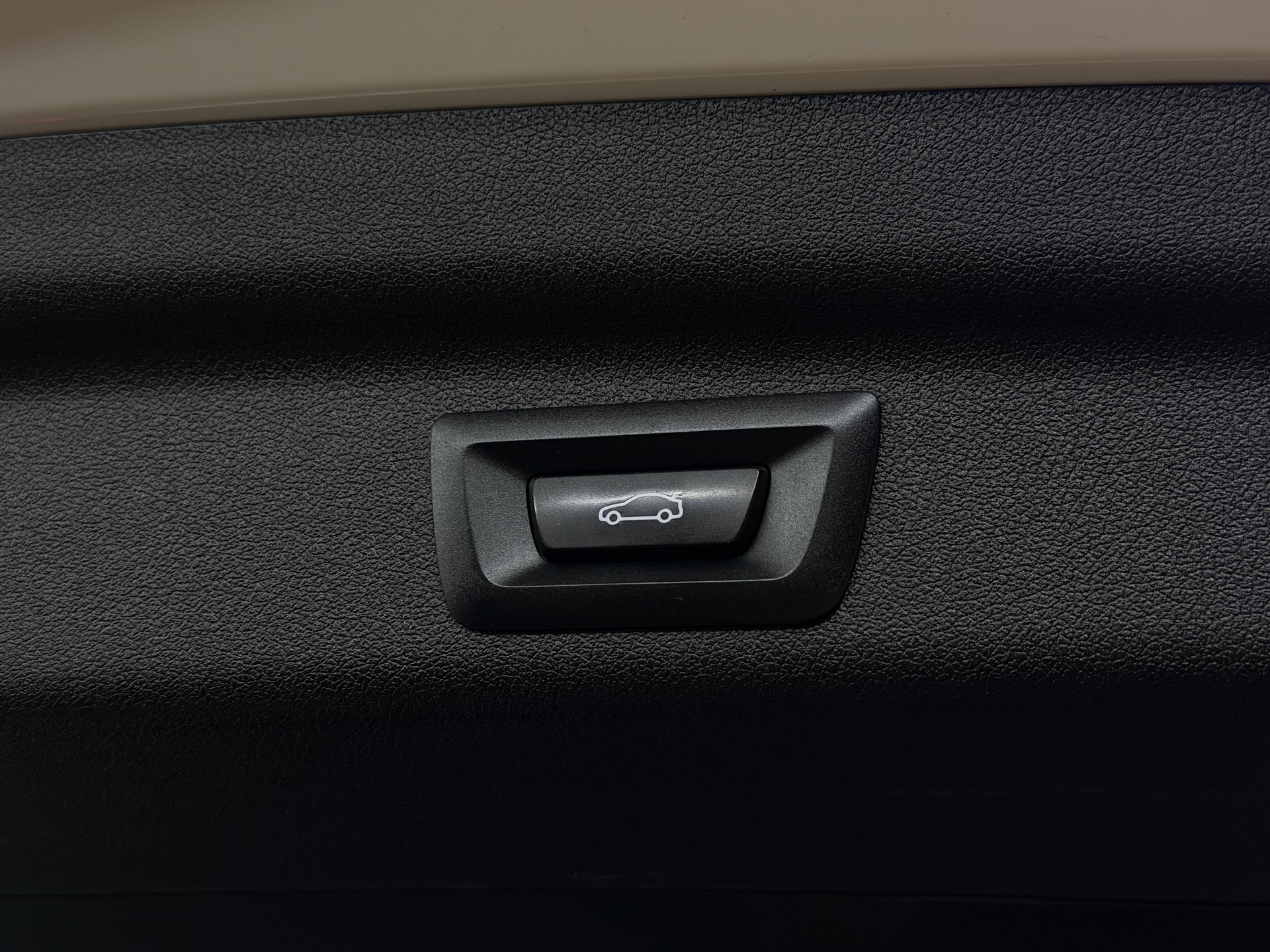 BMW 218d Active Tourer DKG-image-18