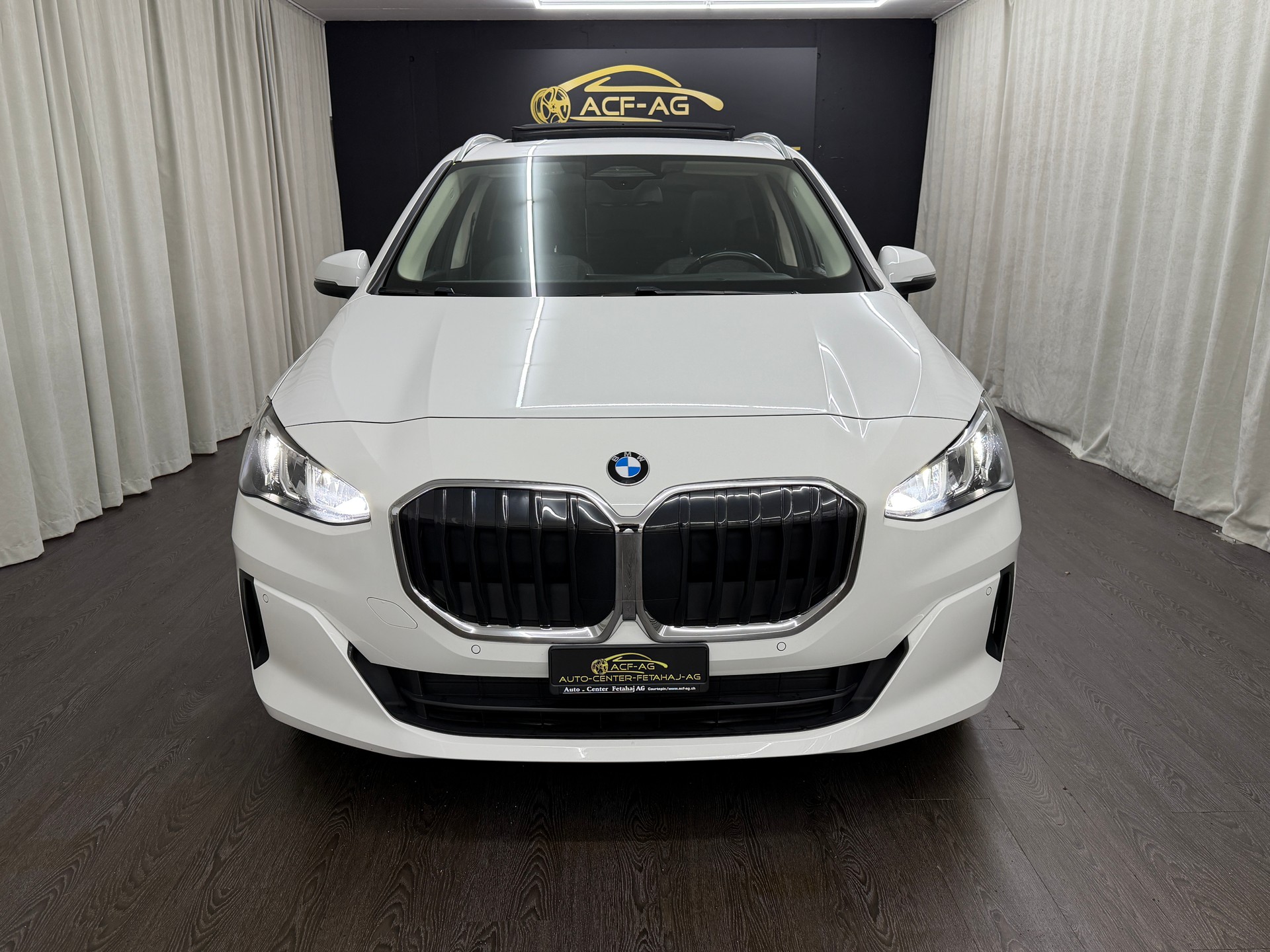 BMW 218d Active Tourer DKG-image-1