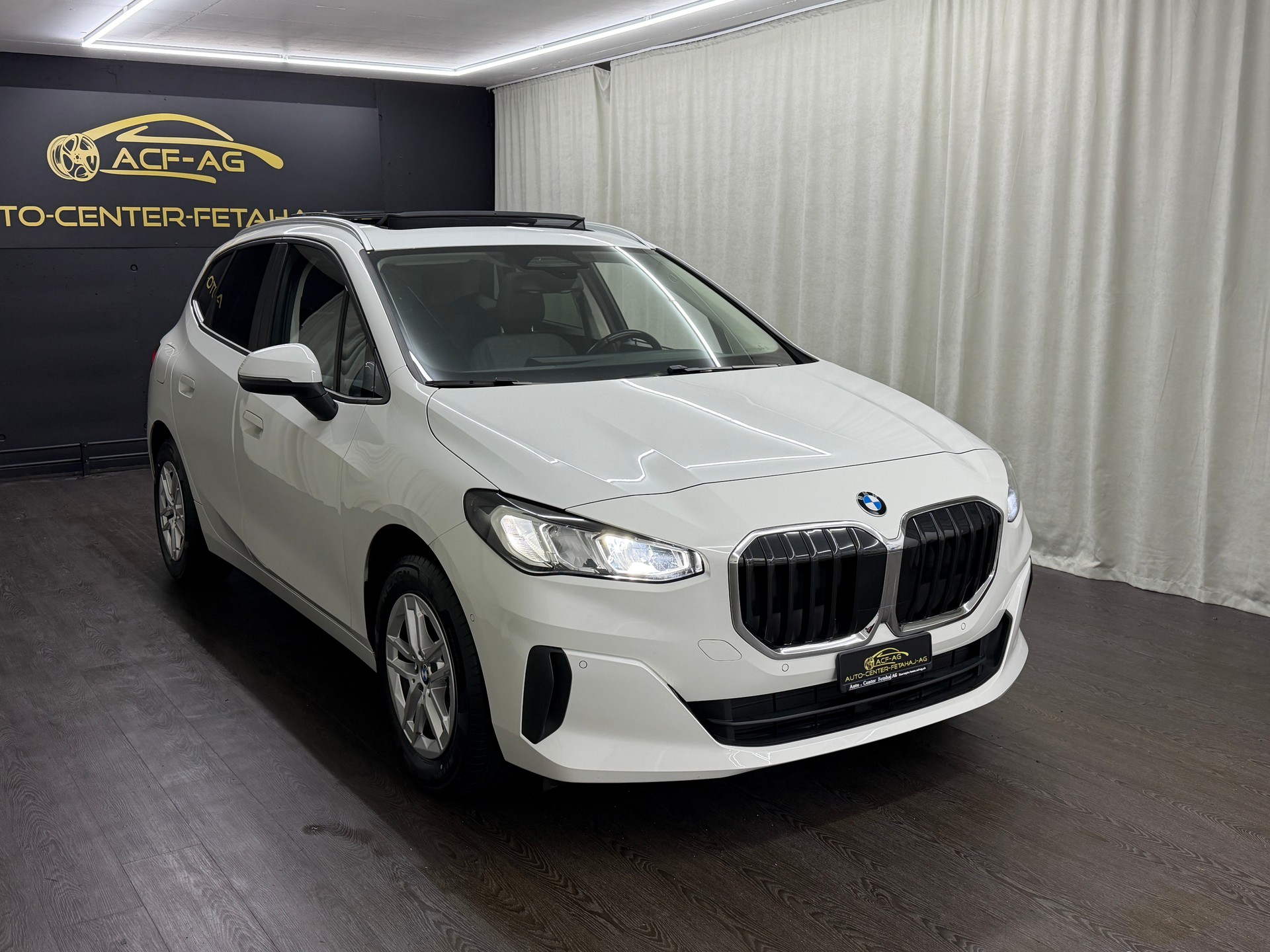 BMW 218d Active Tourer DKG-image-2