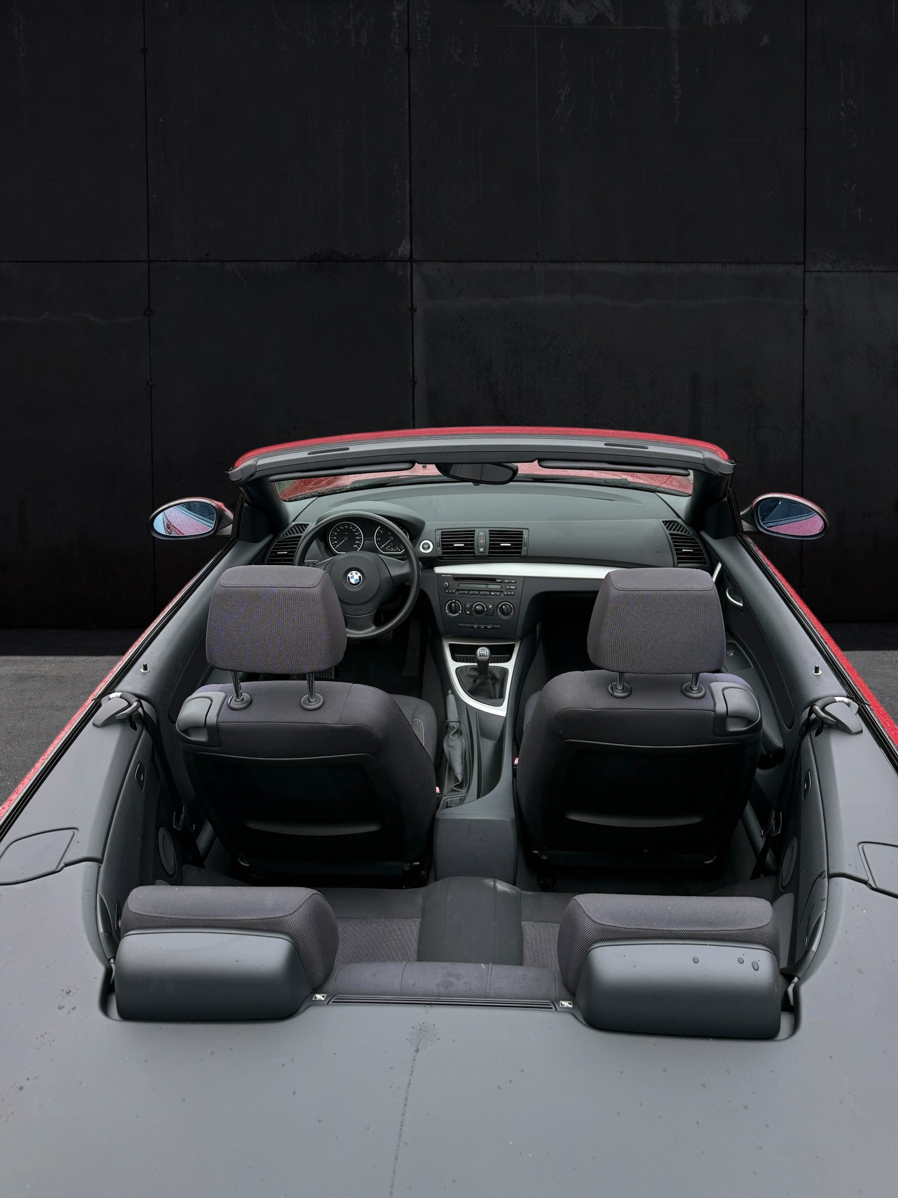 BMW 118i Cabrio-image-7