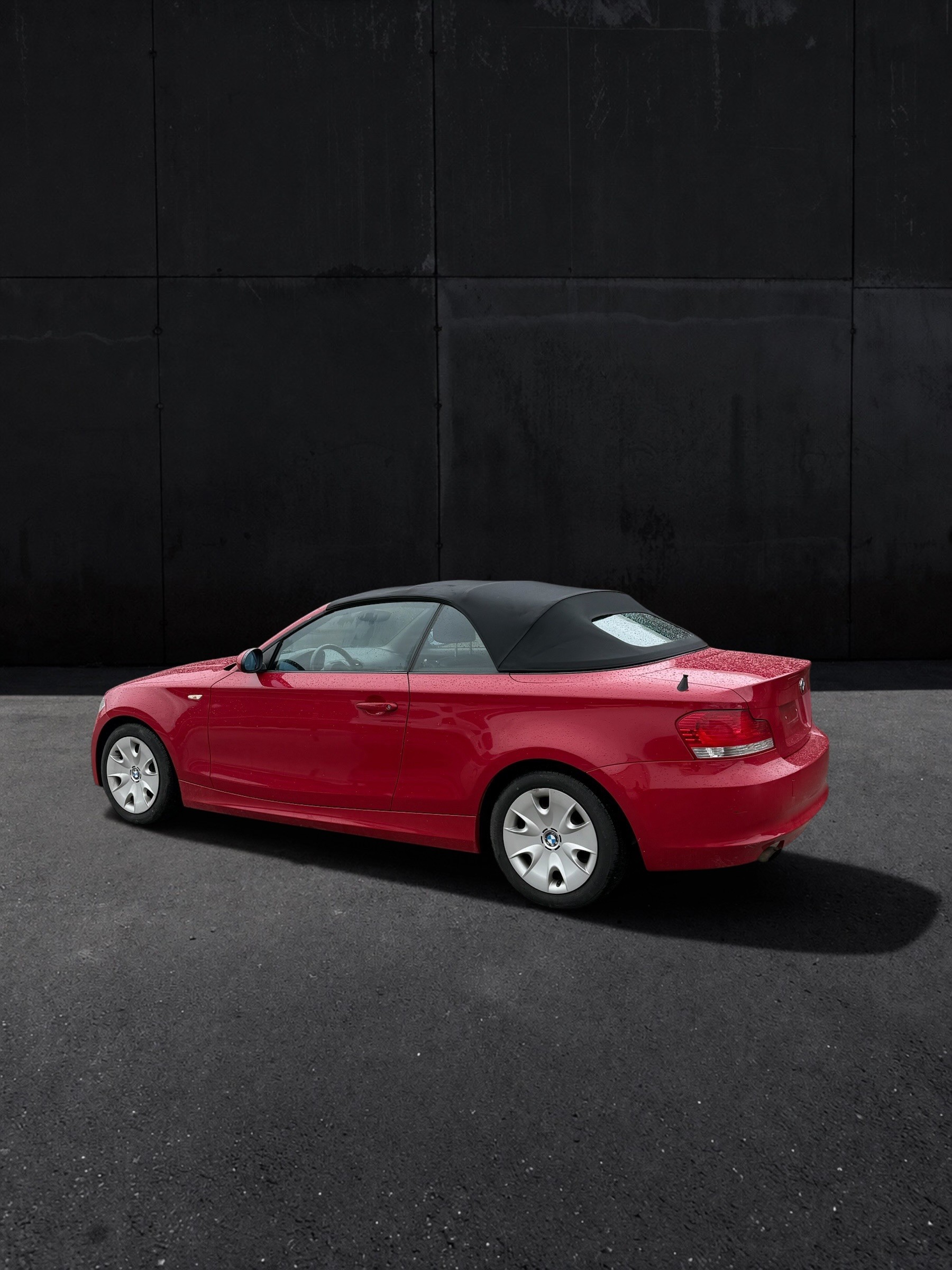 BMW 118i Cabrio-image-2