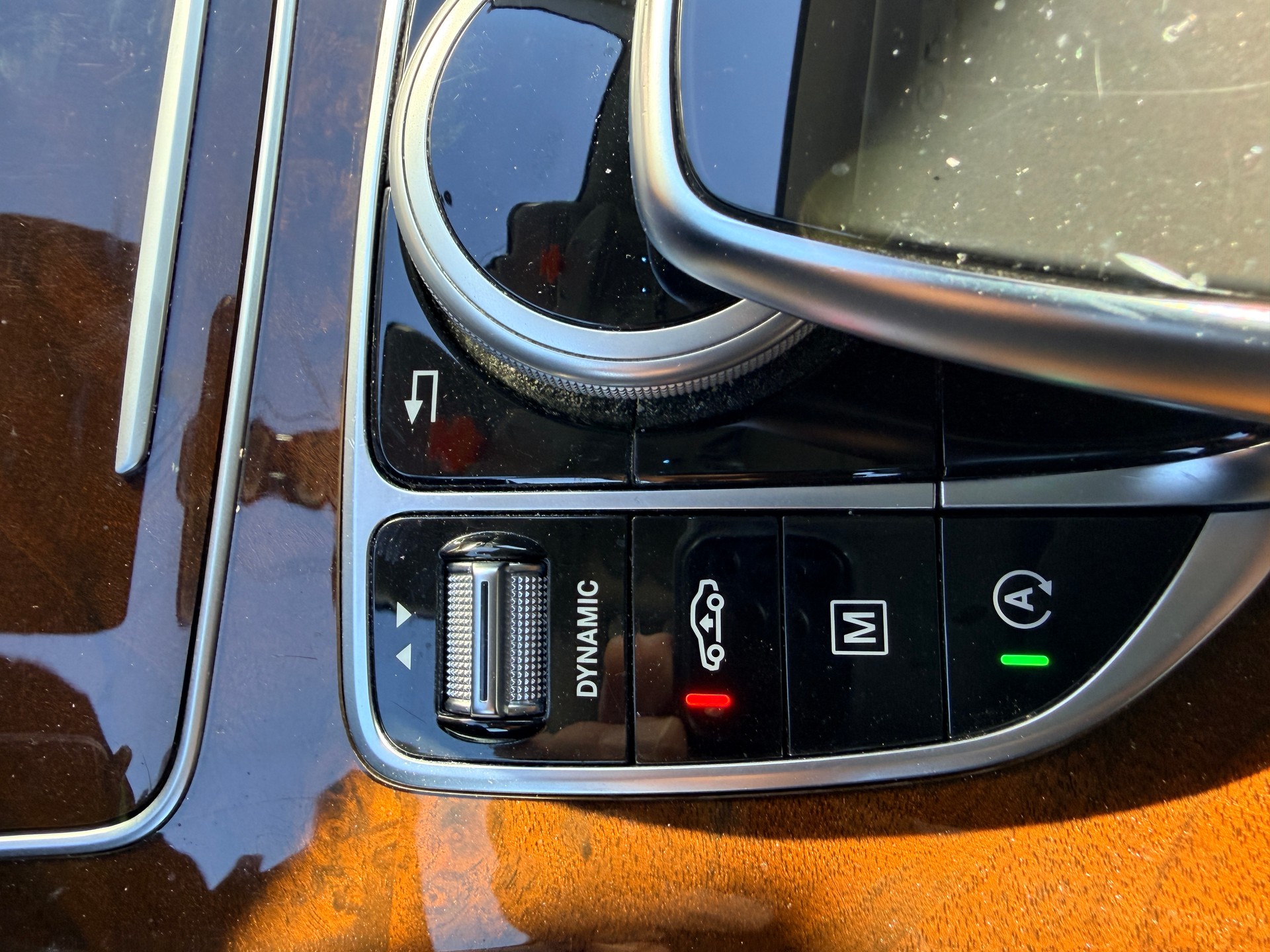MERCEDES-BENZ GLC 250 Exclusive 4Matic 9G-Tronic-image-17