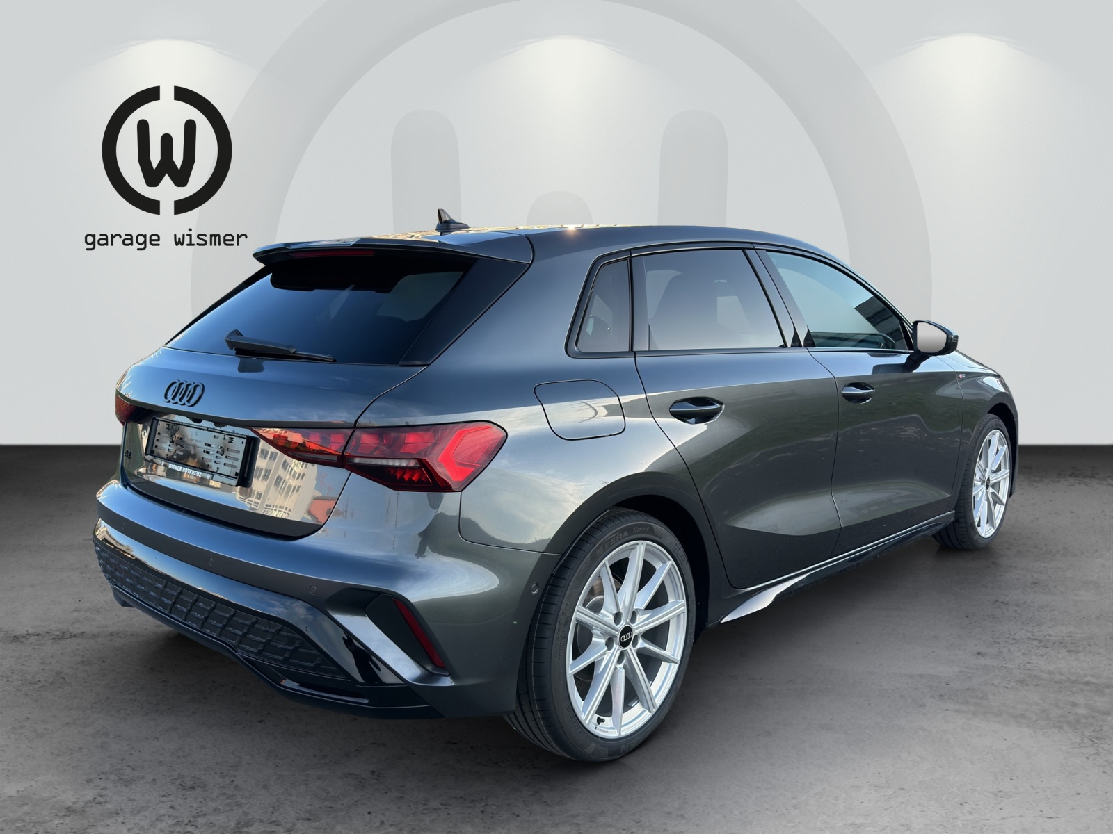 AUDI A3 Sportback TFSI 110 kW S line S tronic-image-3