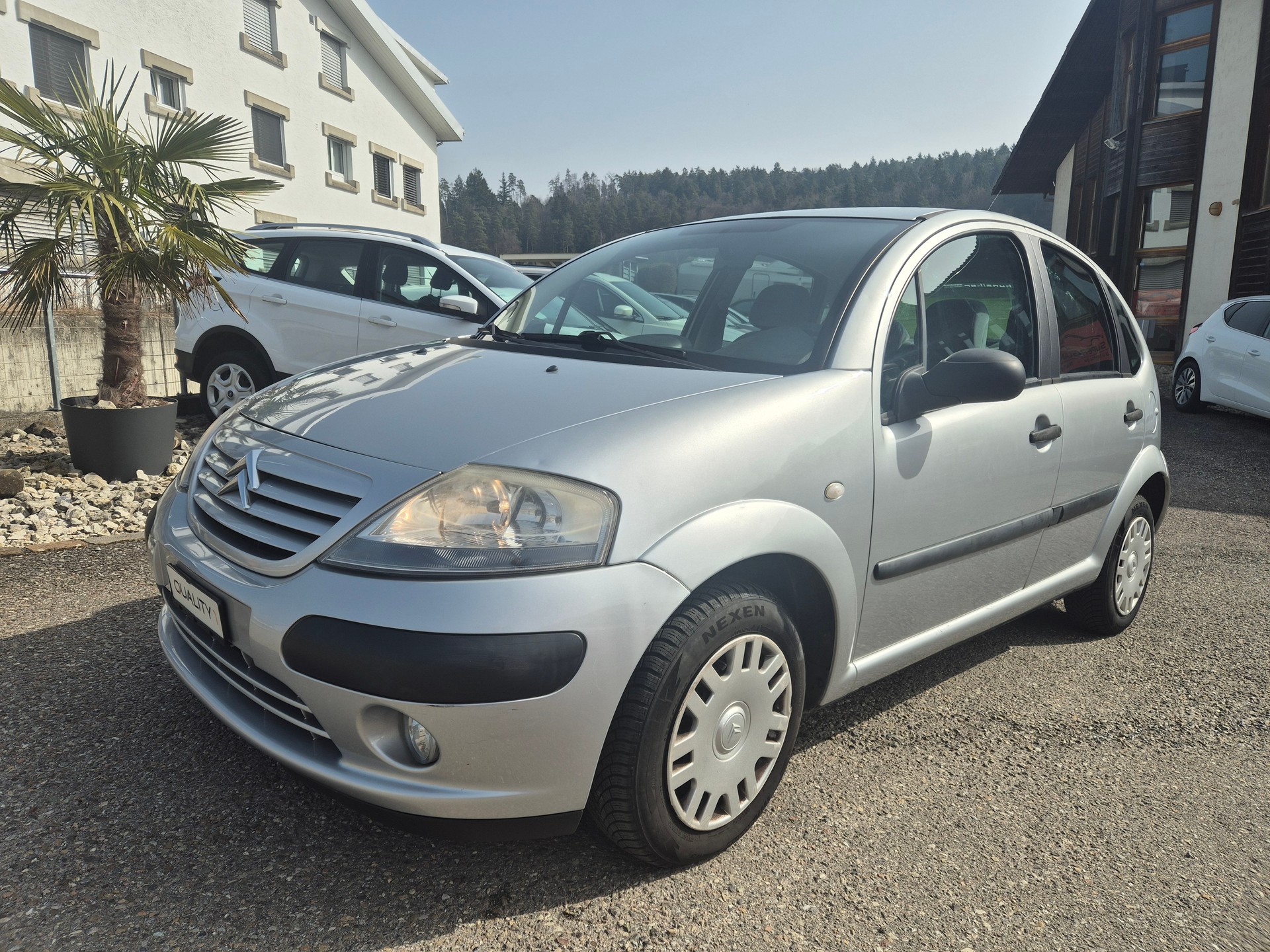 CITROEN C3 1.4i Exclusive-image-4
