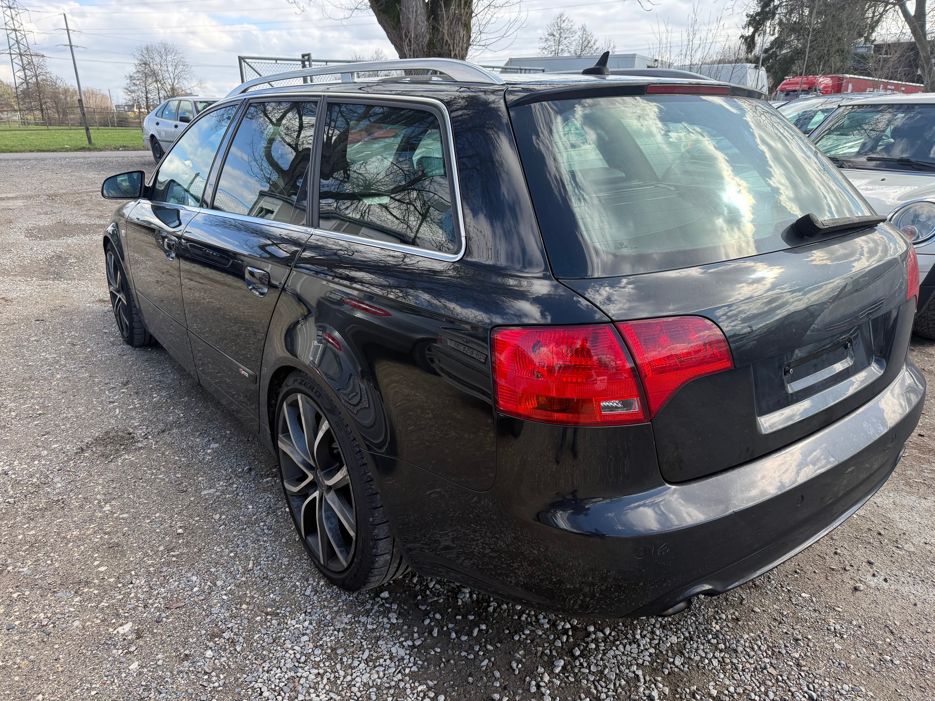 AUDI A4 Avant 3.0 V6 TDI quattro-image-3