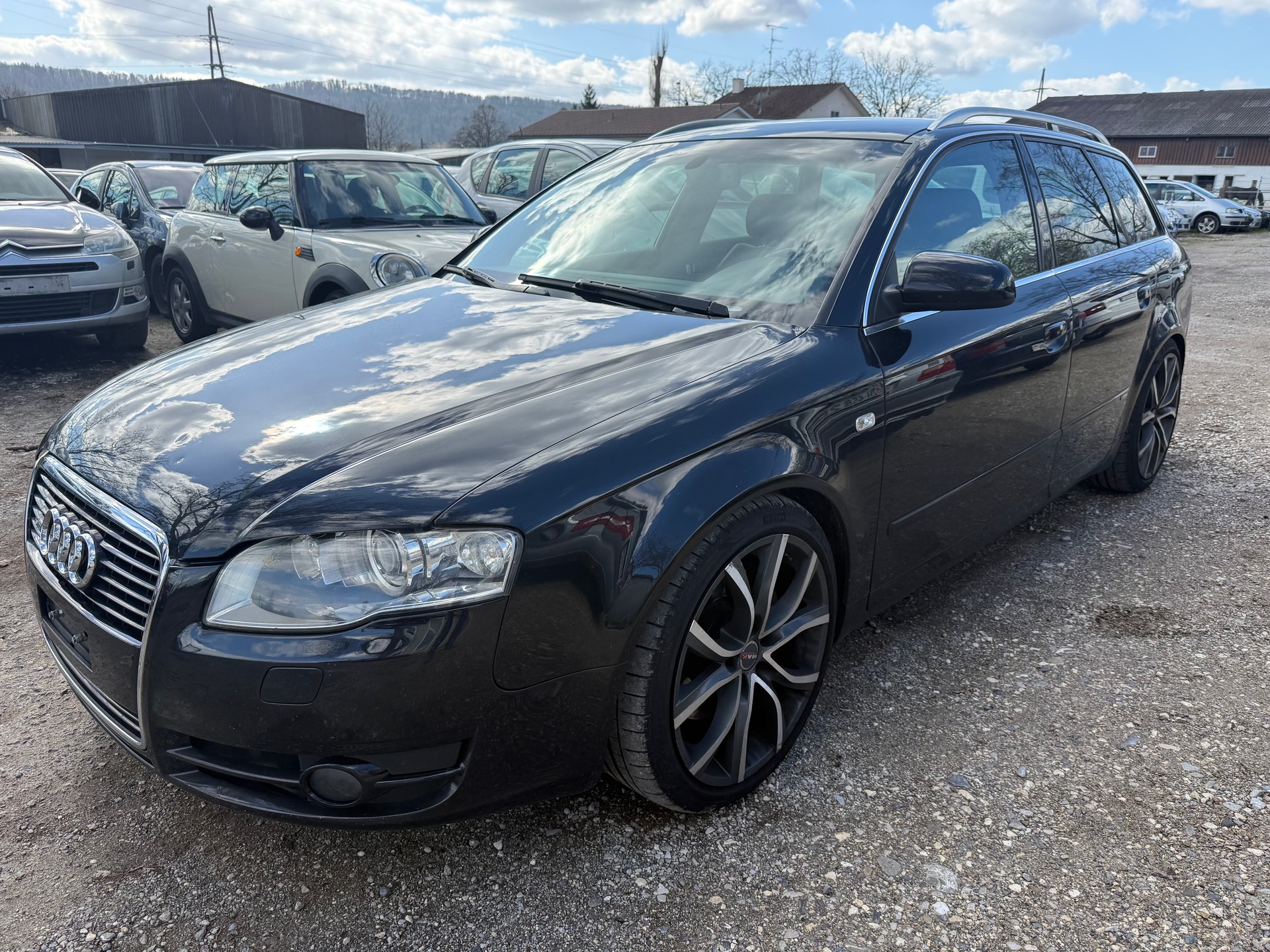 AUDI A4 Avant 3.0 V6 TDI quattro-image-2
