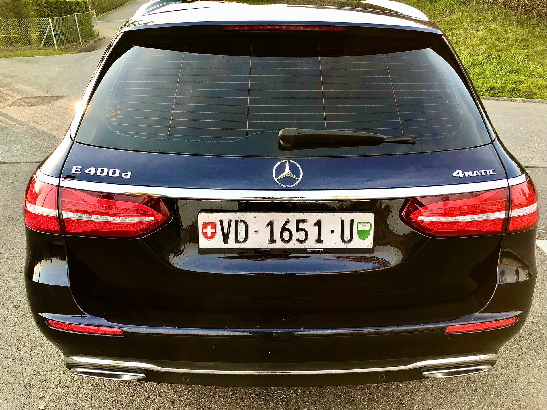 MERCEDES-BENZ E 400 d 4Matic 9G-Tronic-image-12