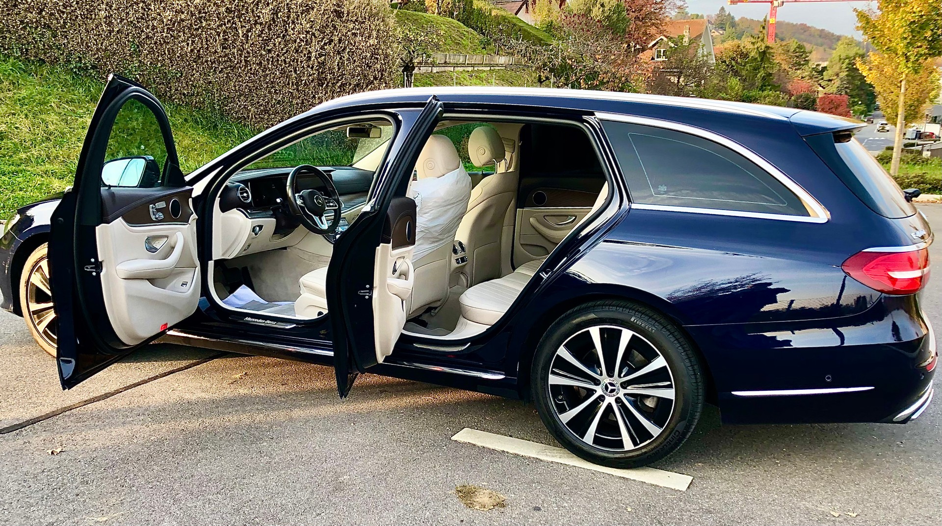 MERCEDES-BENZ E 400 d 4Matic 9G-Tronic-image-4