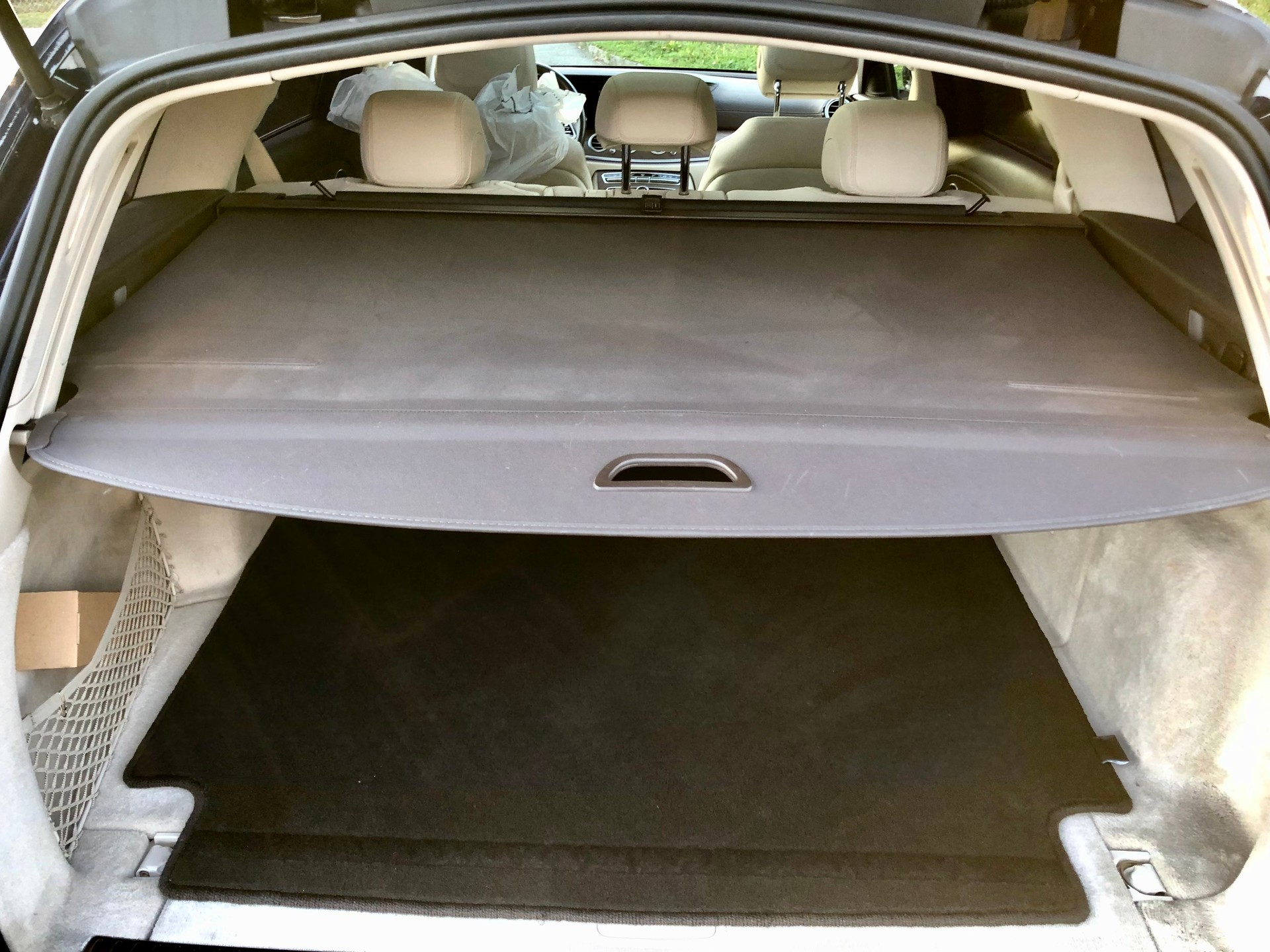 MERCEDES-BENZ E 400 d 4Matic 9G-Tronic-image-13