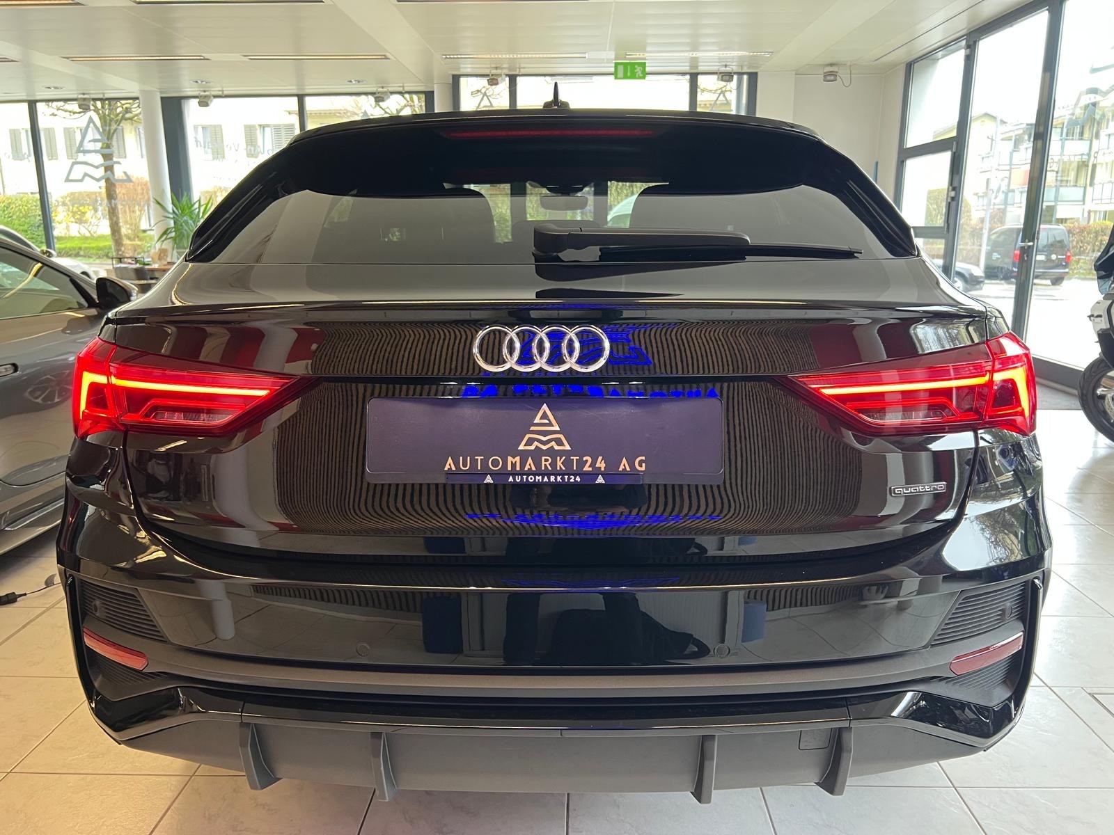 AUDI Q3 Sportback 2.0 40 TDI S line (Audi Exclusiv) quattro S-Tronic-image-11