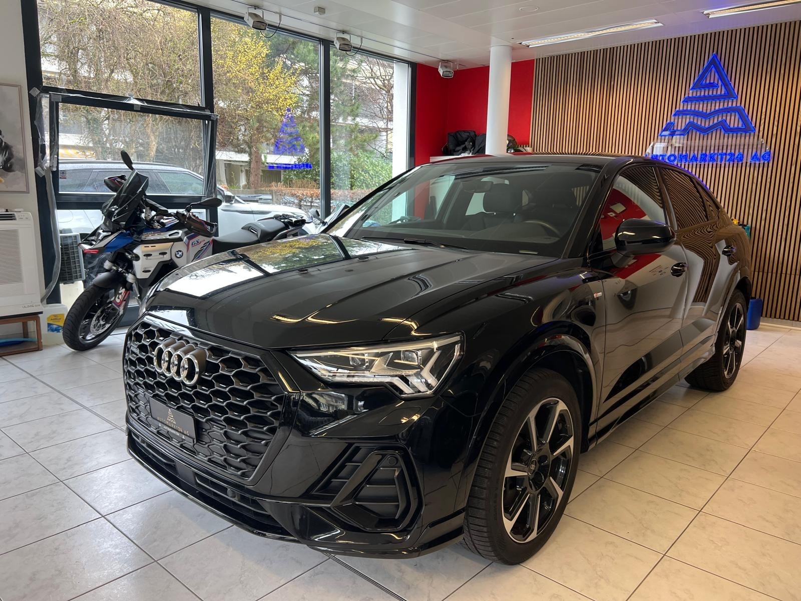 AUDI Q3 Sportback 2.0 40 TDI S line (Audi Exclusiv) quattro S-Tronic-image-2