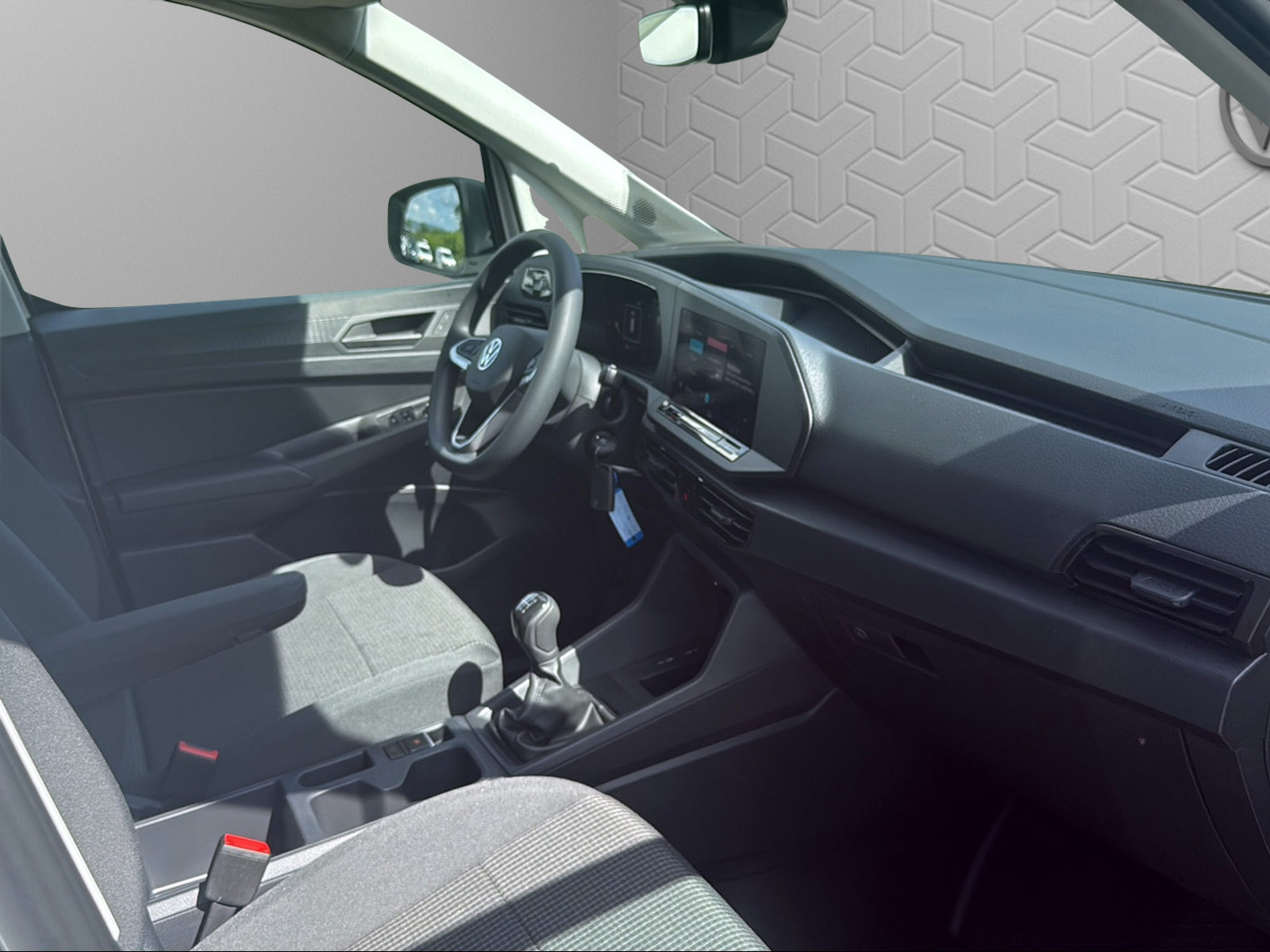 VW Caddy Cargo 2.0TDI 4Motion-image-11