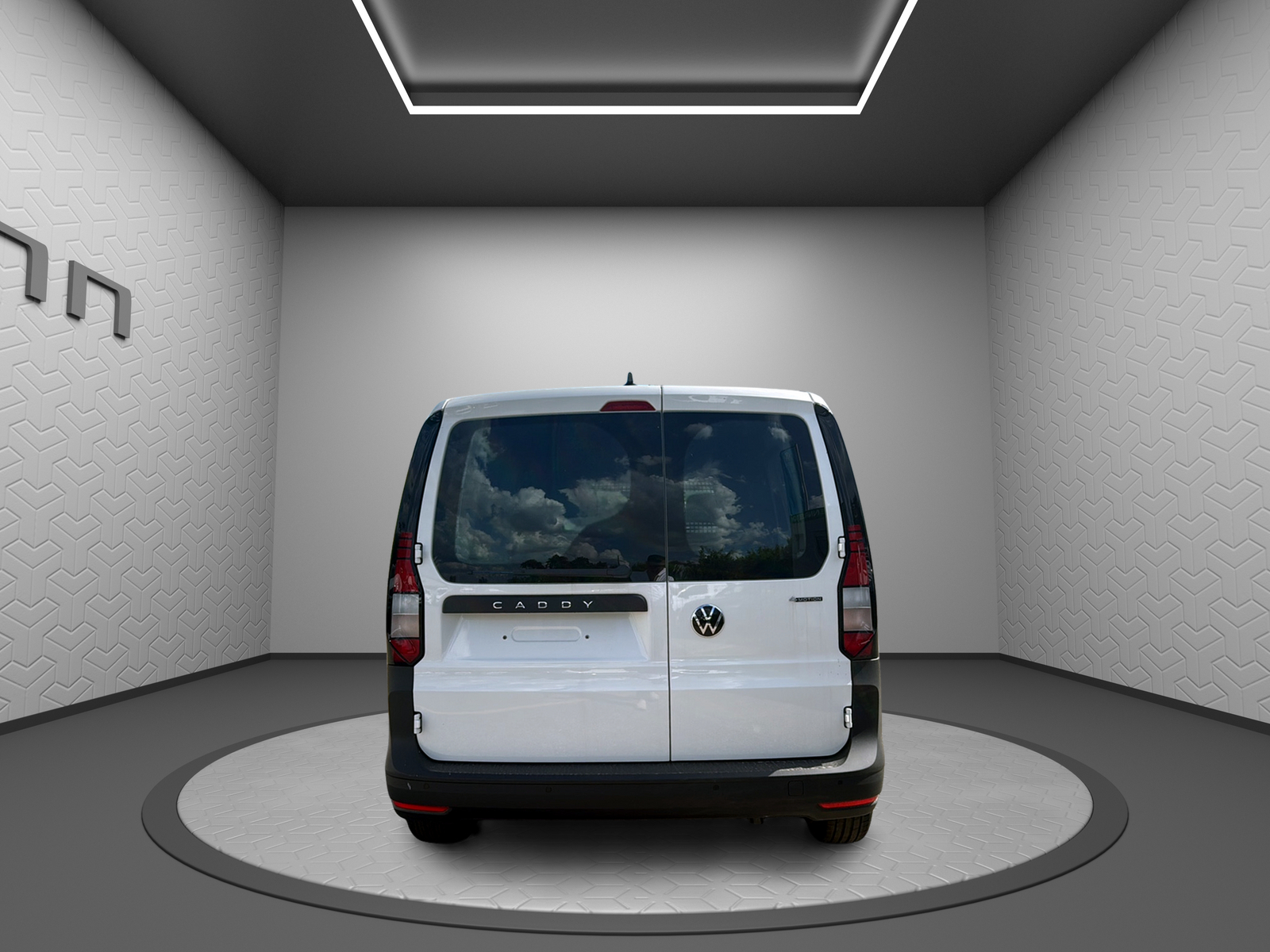 VW Caddy Cargo 2.0TDI 4Motion-image-4