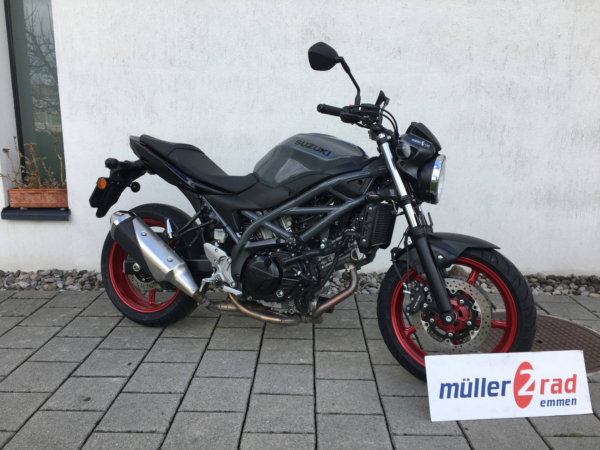 SUZUKI SV 650 U