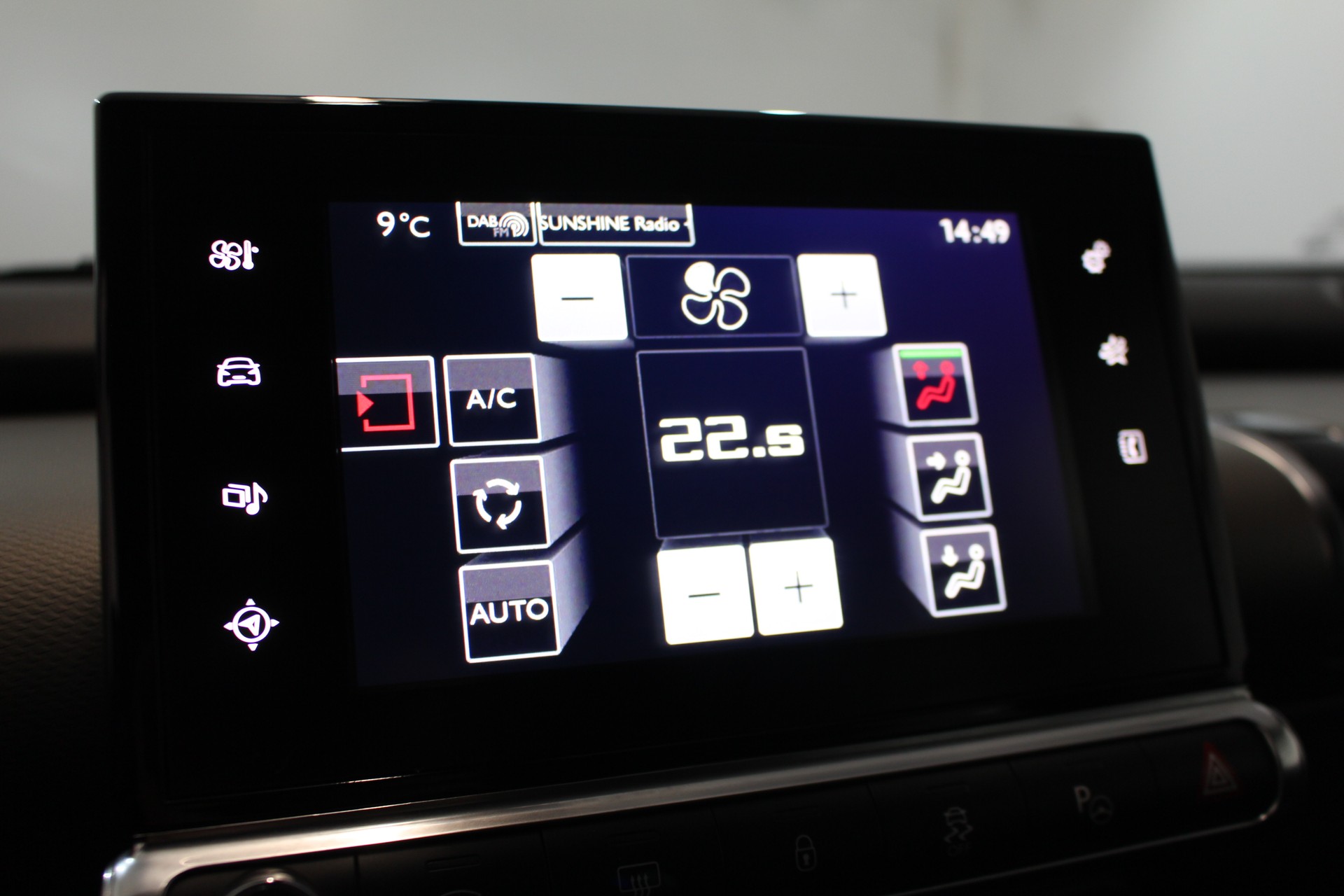 CITROEN C4 Cactus 1.2 PureTech Shine-image-15