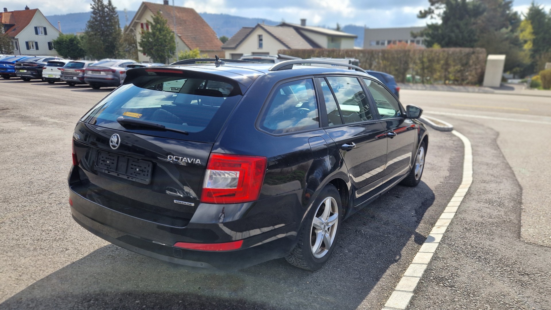 SKODA Combi TDI 1.6-110 GL 6G-image-4