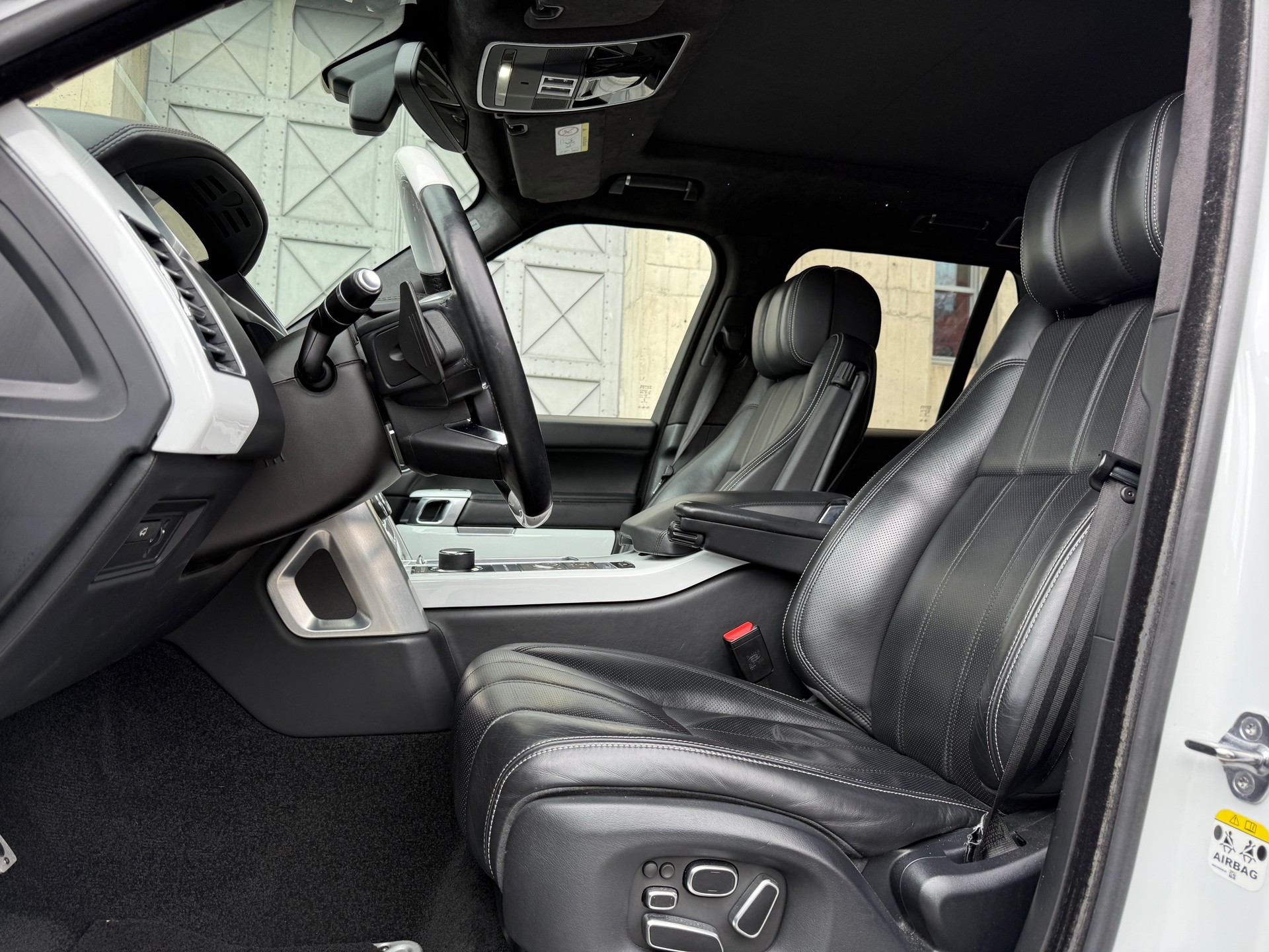 LAND ROVER Range Rover 5.0 V8 SC Vogue Automatic-image-4