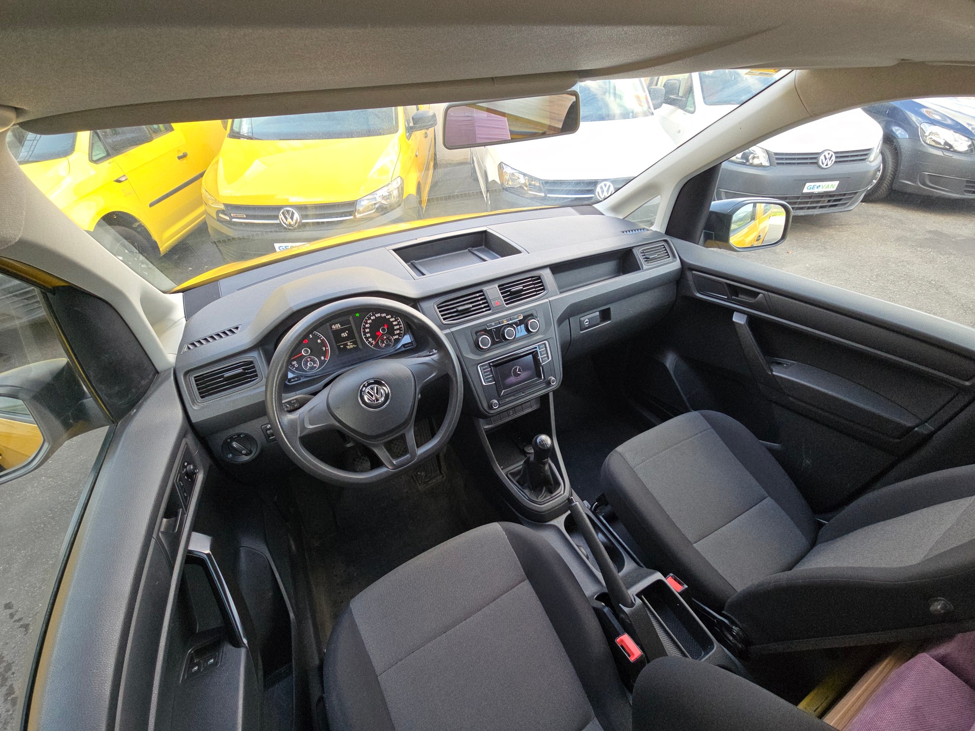 VW GEOVAN L - 102PS Bezin - Klima - PDC hinten - DAB+ - 2 x Schiebetür - grosses Fensterpaket-image-9