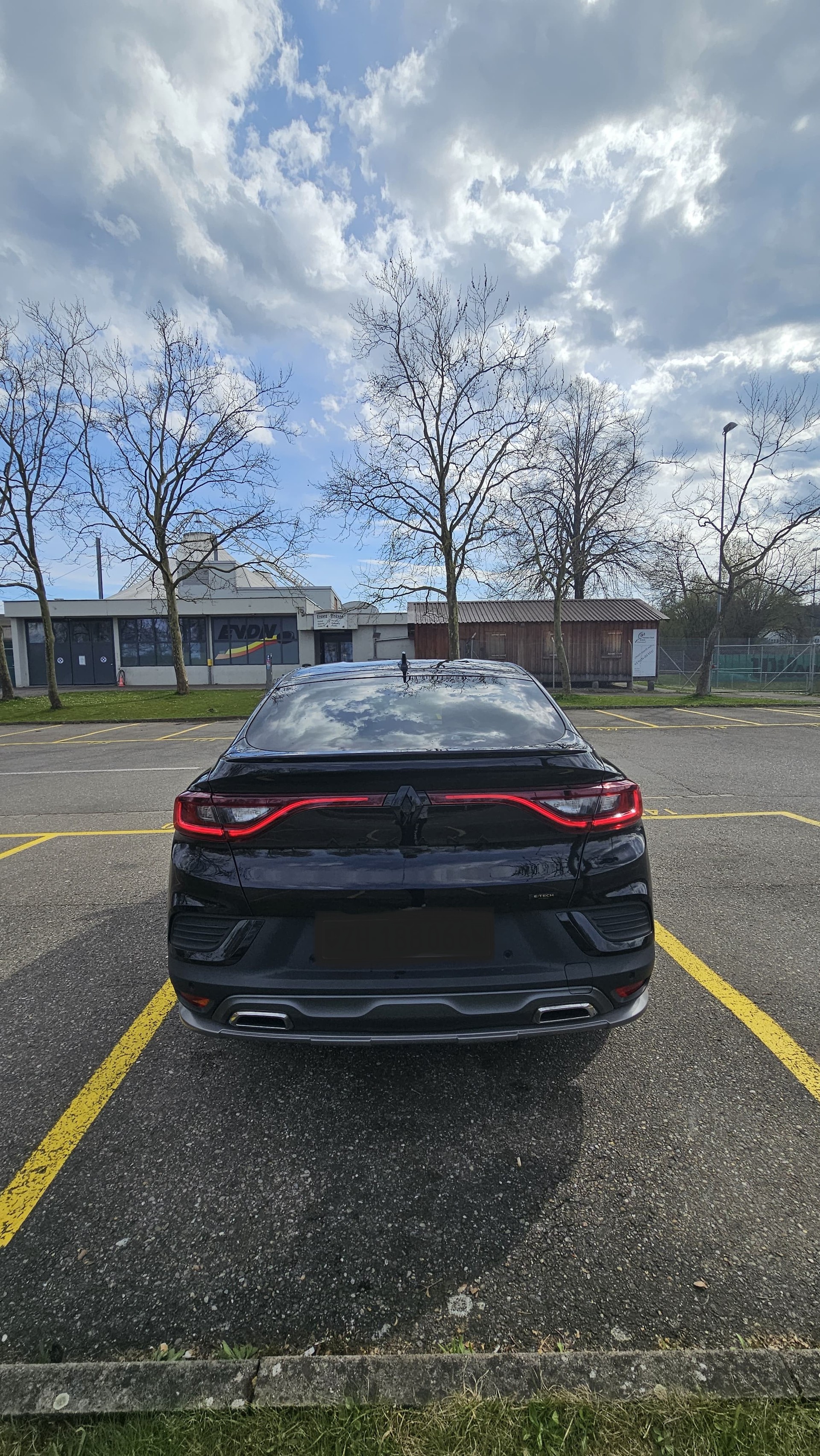 RENAULT Arkana 1.6 E-Tech Engineered-image-3