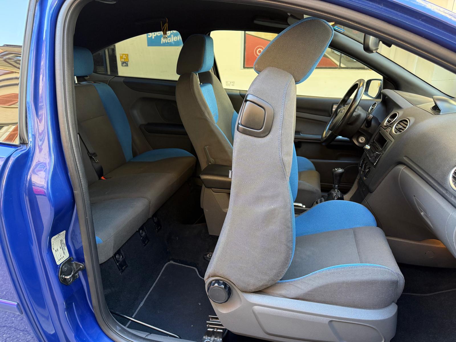 FORD Focus 2.5 Turbo ST-image-7