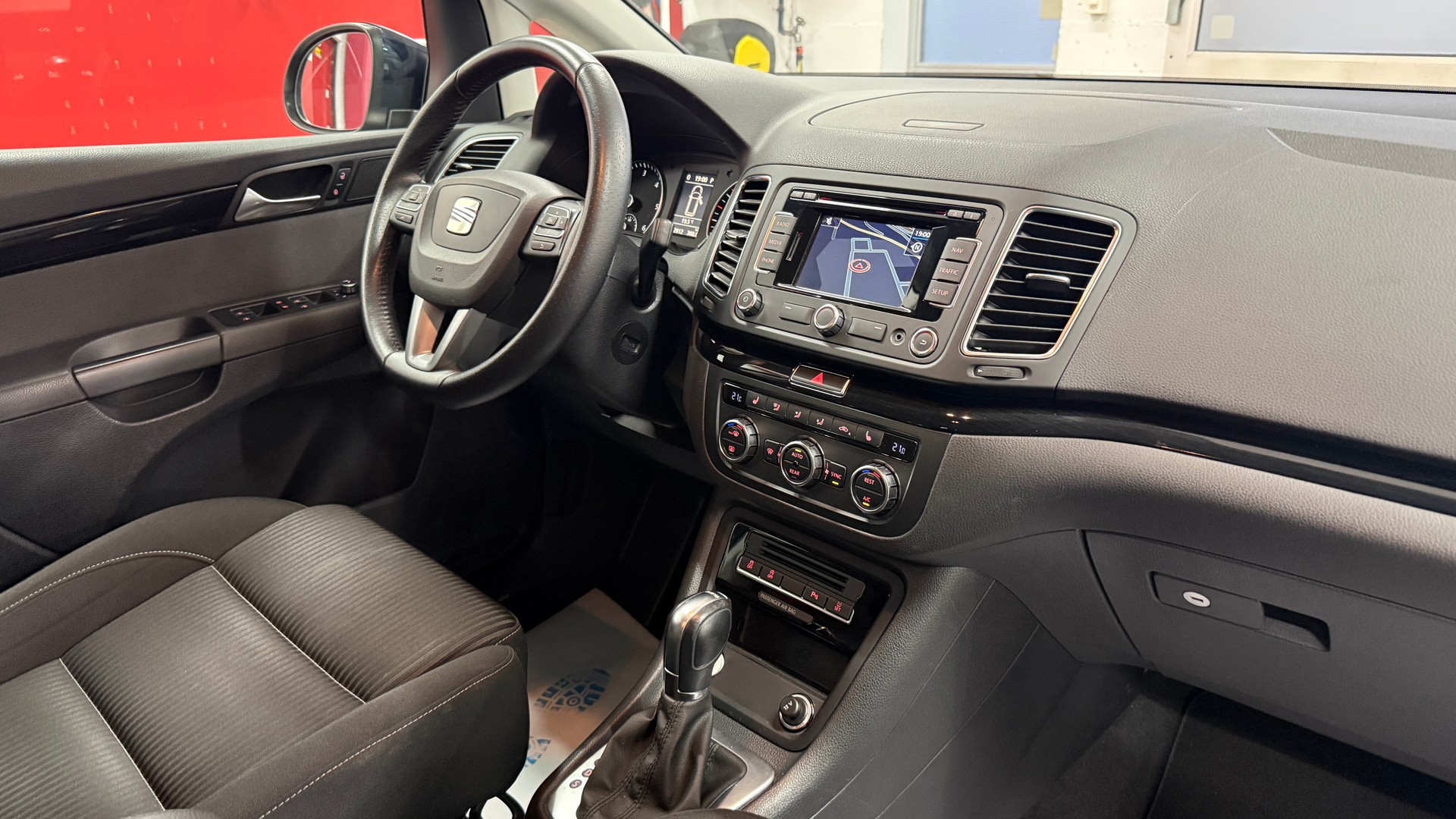 SEAT Alhambra 2.0 TDI Style Viva ITECH DSG, frisch ab MFK, Servicgepflegt, 8 fach berädert, NAVI, DAB, AHK 2200kg, Garantie-image-21