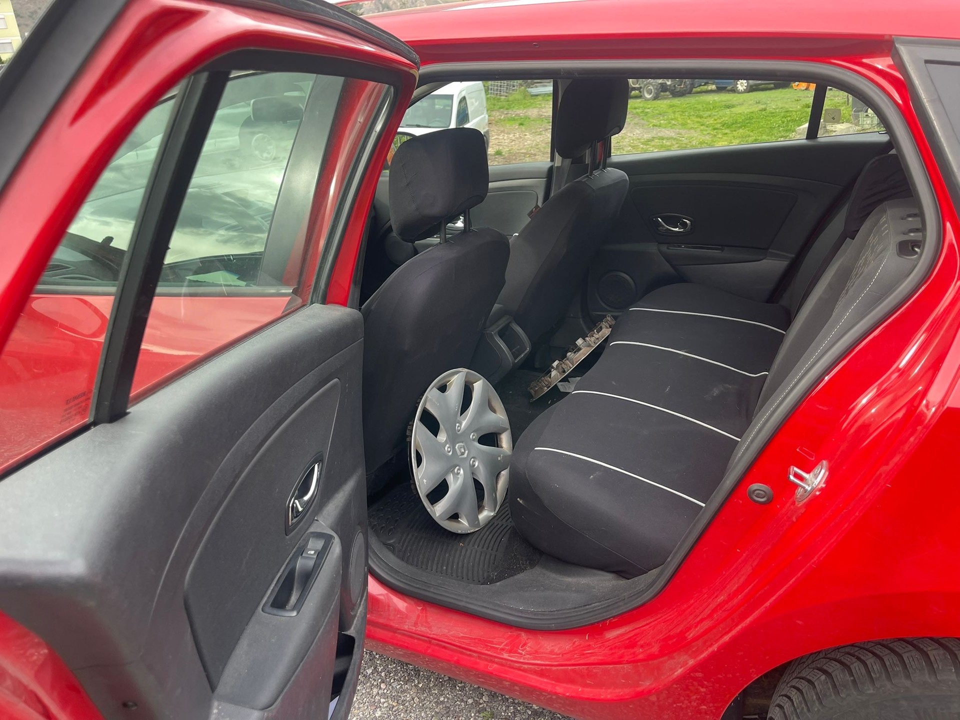 RENAULT Mégane Grandtour 1.5 dCi Expression-image-3