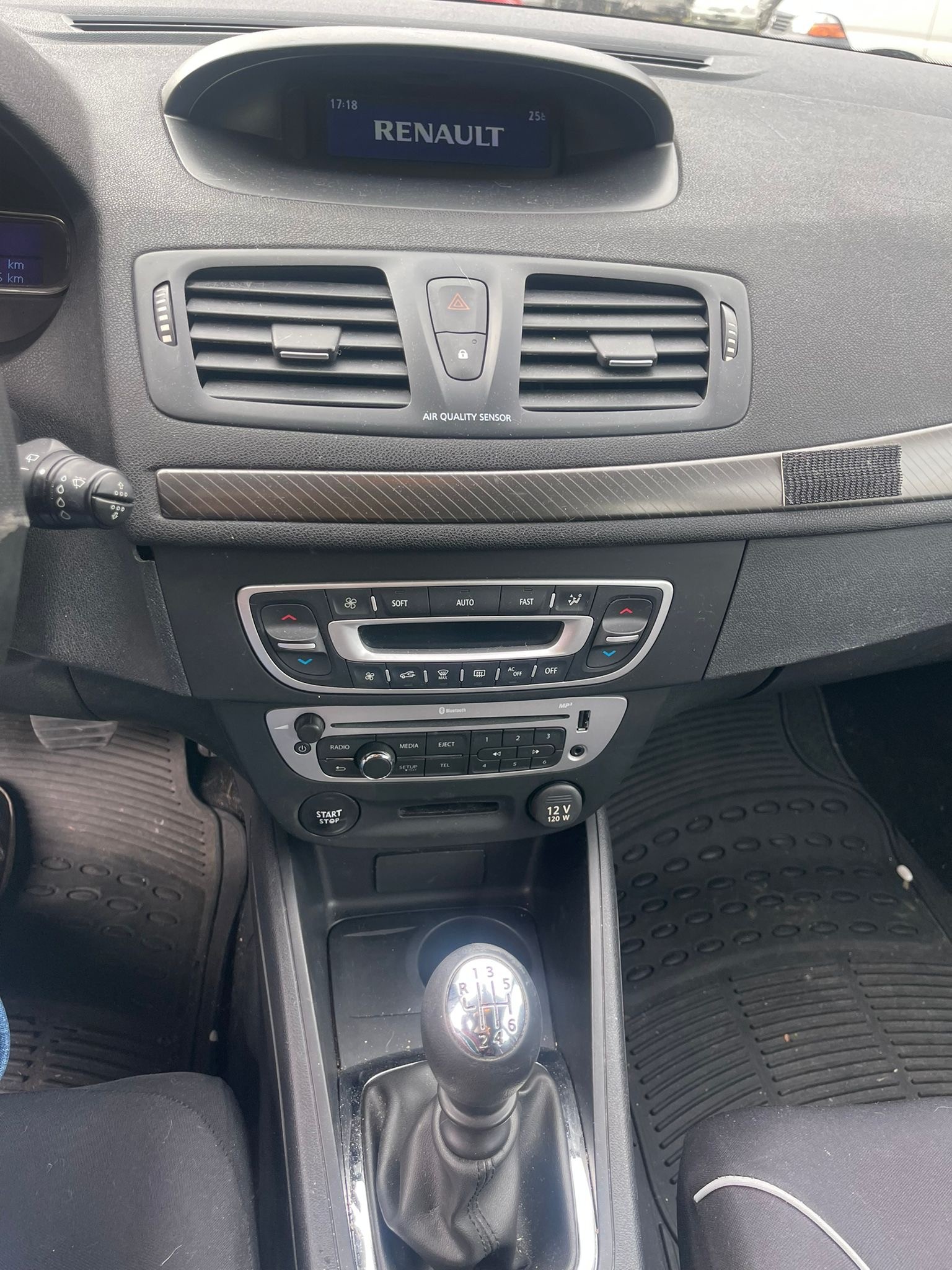 RENAULT Mégane Grandtour 1.5 dCi Expression-image-7