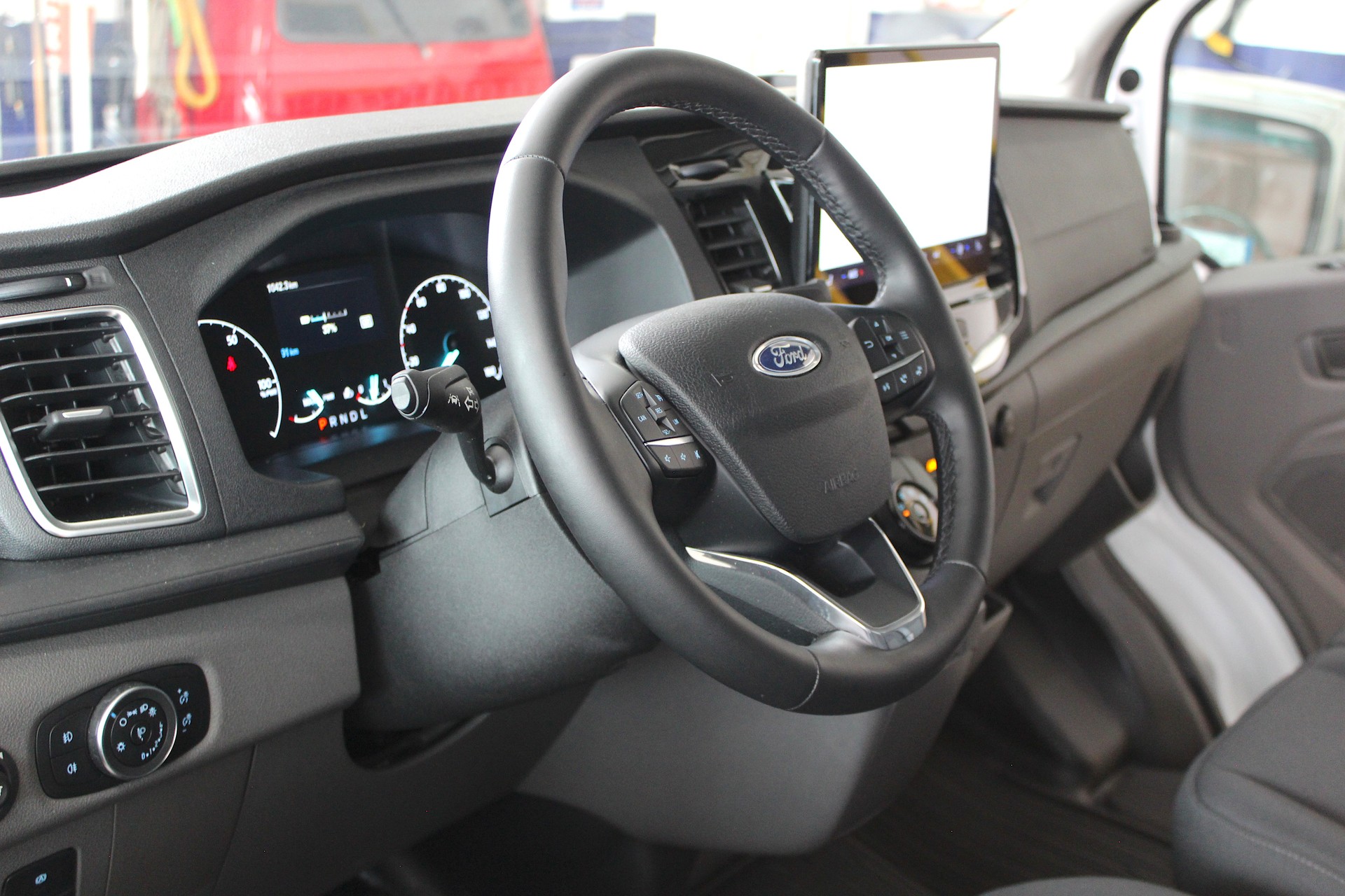 FORD E-Transit Van 350 L2 H2 Trend RWD 68kWh 💥 TOP Ausstattung 💥 Lieferung möglich-image-23
