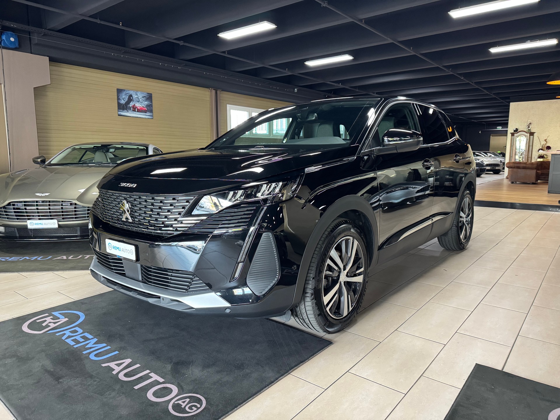 PEUGEOT 3008 1.2 PureTech Allure Pack EAT8-image-3