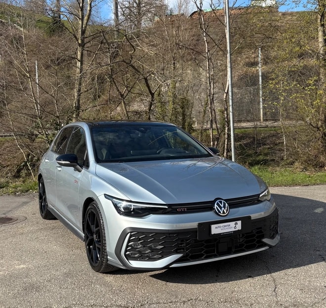 VW Golf 2.0 TSI GTI DSG *Frisch ab MFK* Lederpaket* Panorama Dach-image-6