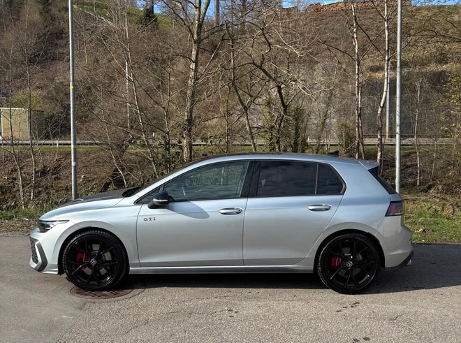 VW Golf 2.0 TSI GTI DSG *Frisch ab MFK* Lederpaket* Panorama Dach-image-1