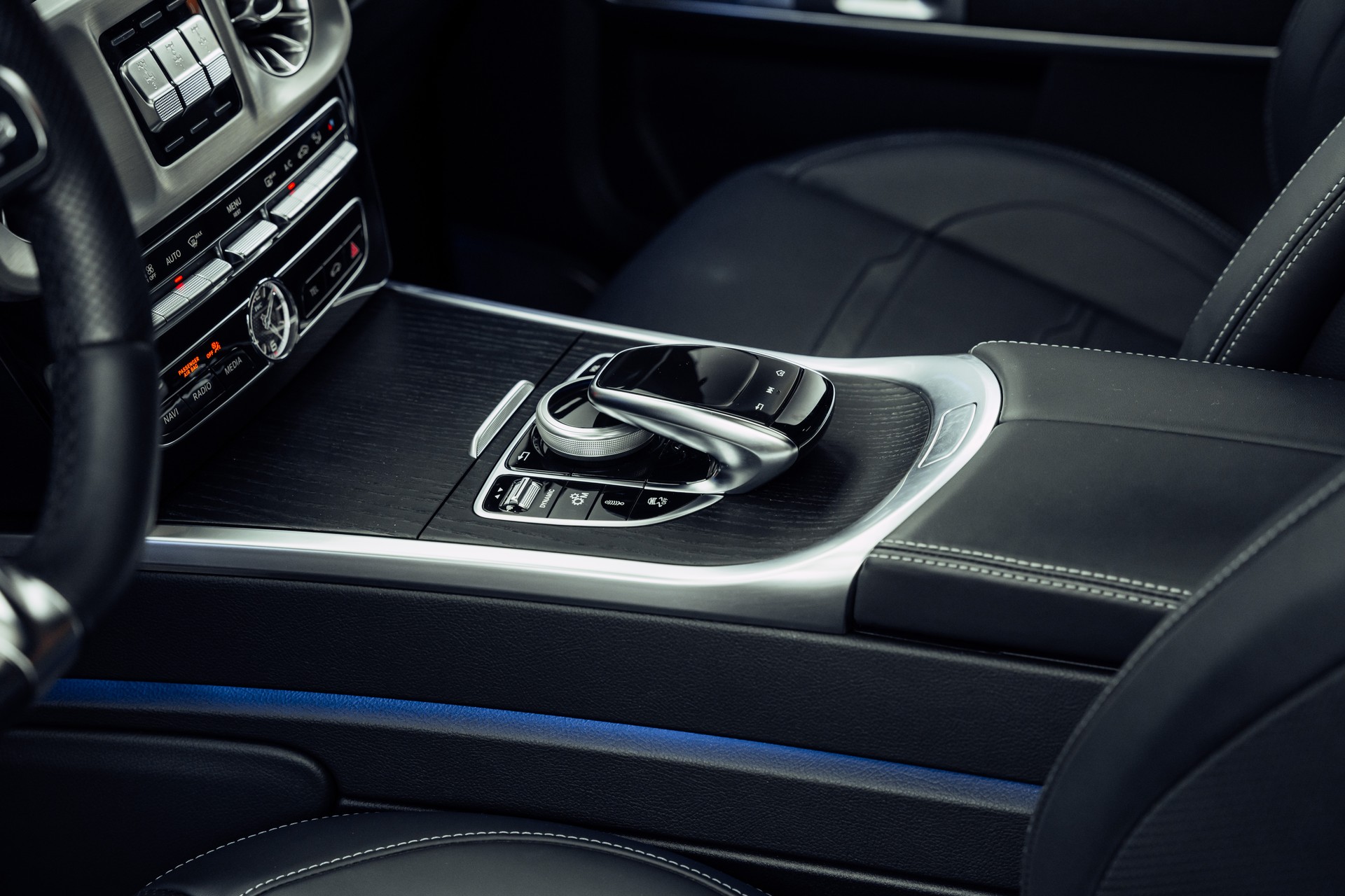 MERCEDES-BENZ G 63 AMG Speedshift Plus G-Tronic-image-16