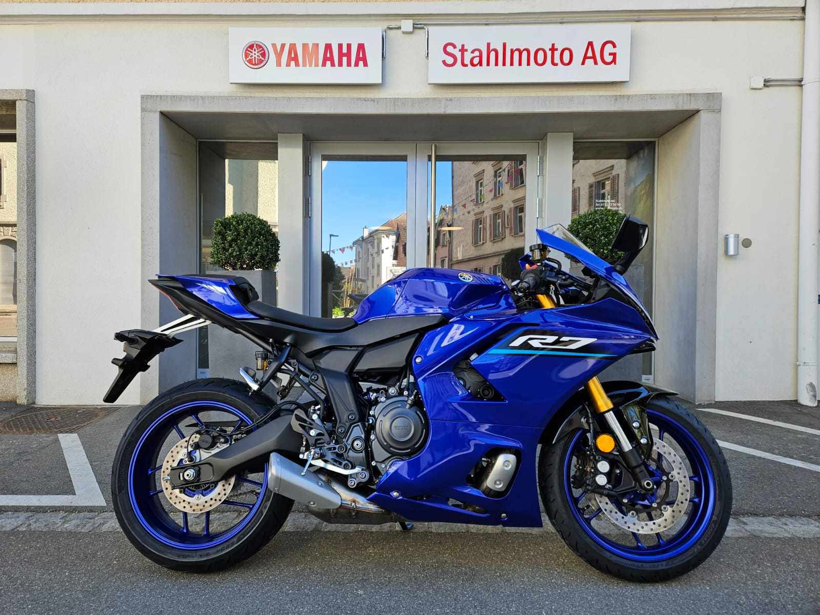 YAMAHA YZF-R7 (35kW)