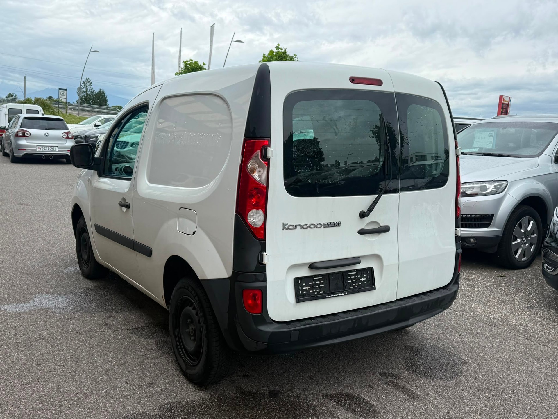 RENAULT Kangoo Express Compact 1.5 dCi 90-image-2