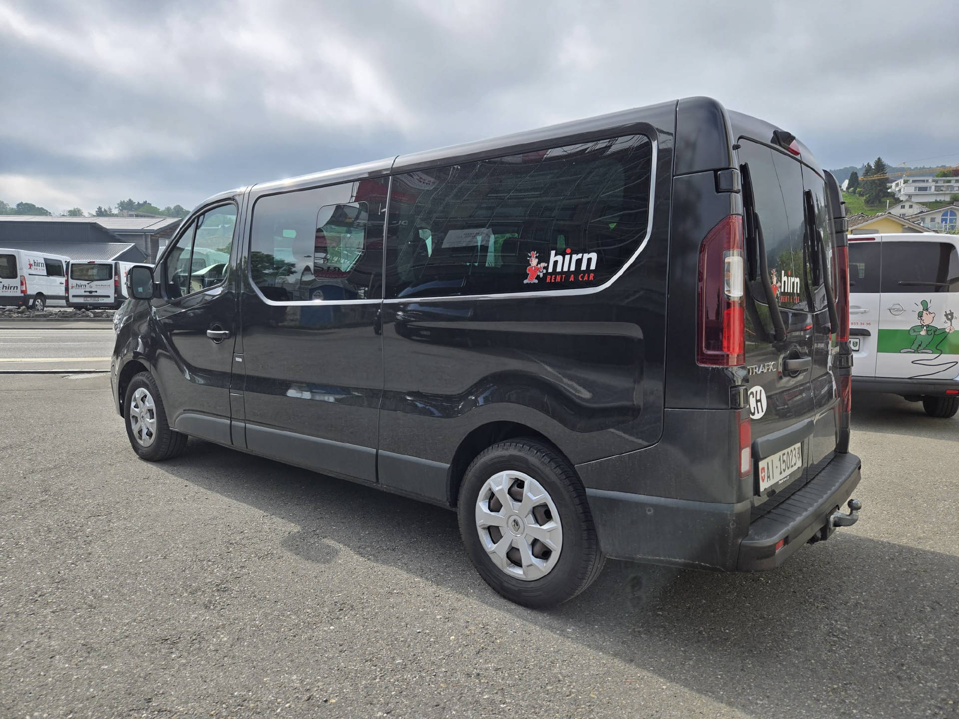 RENAULT Trafic Grand Passenger 2.0 dCi Blue 170 techno-image-3