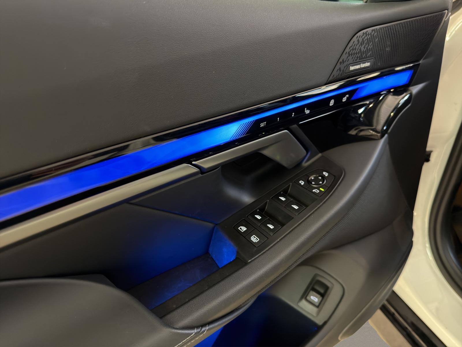 BMW i5 M60 xDrive M-SportPaket Pro-image-9