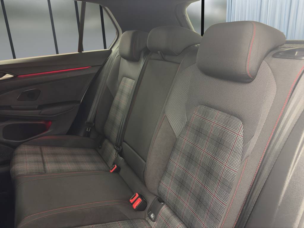 VW Golf 2.0 TSI GTI DSG-image-12