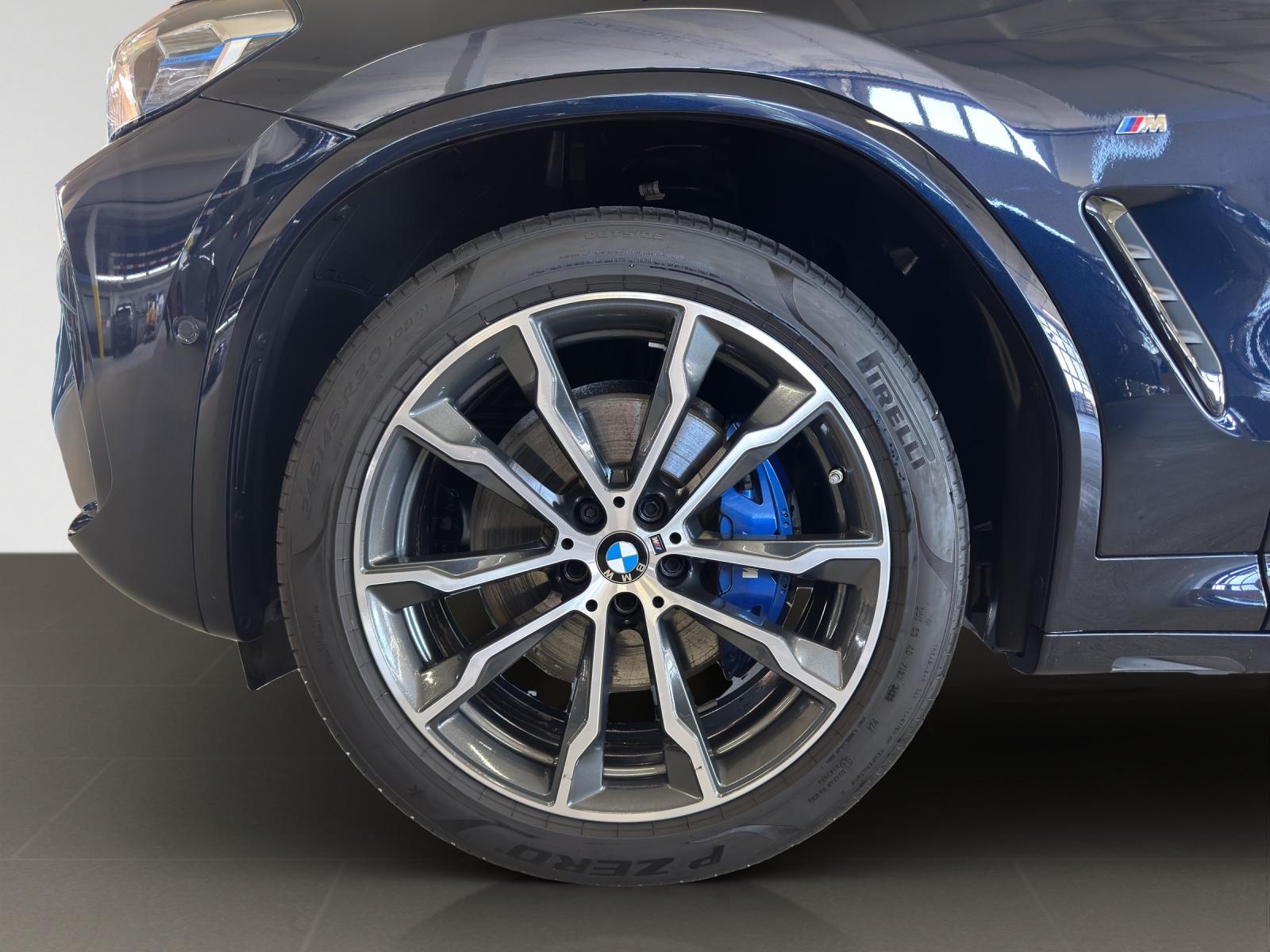 BMW X3 M40i-showroom-element-3