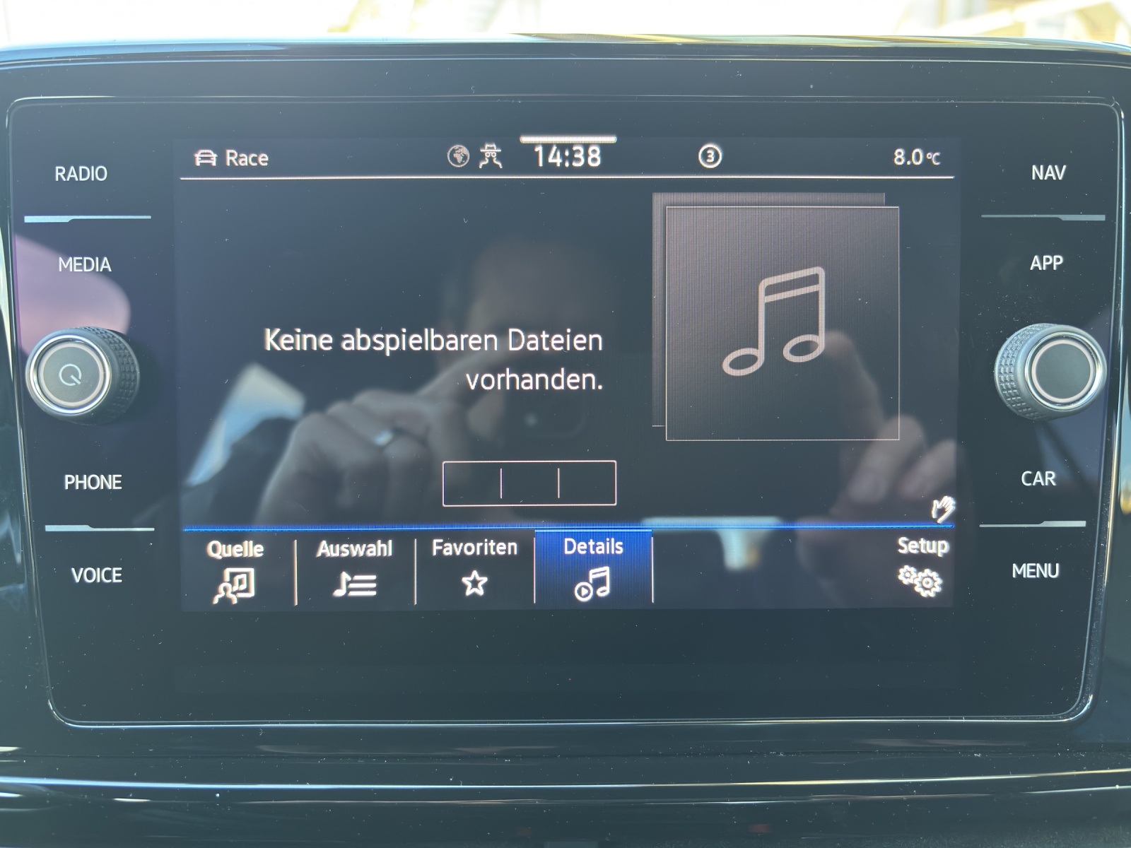 VW New T-Roc 2.0 TSI R DSG 4Motion mit Akrapovic & Winterräder-image-22