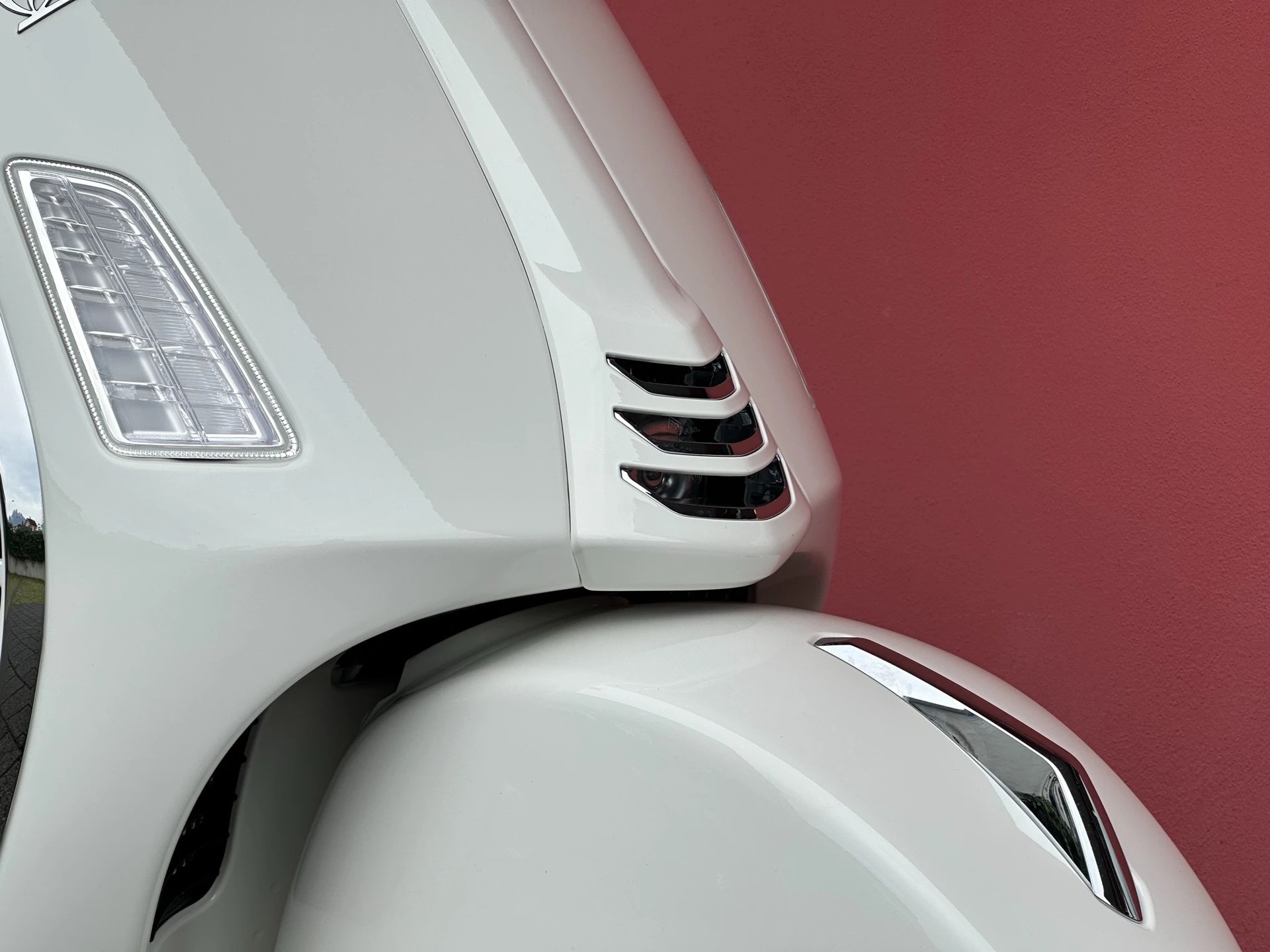 PIAGGIO Vespa GTS 125 Super RST Euro 5+-showroom-element-3