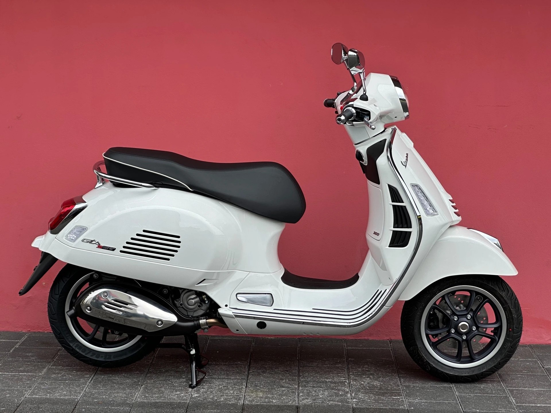 PIAGGIO Vespa GTS 125 Super RST Euro 5+
