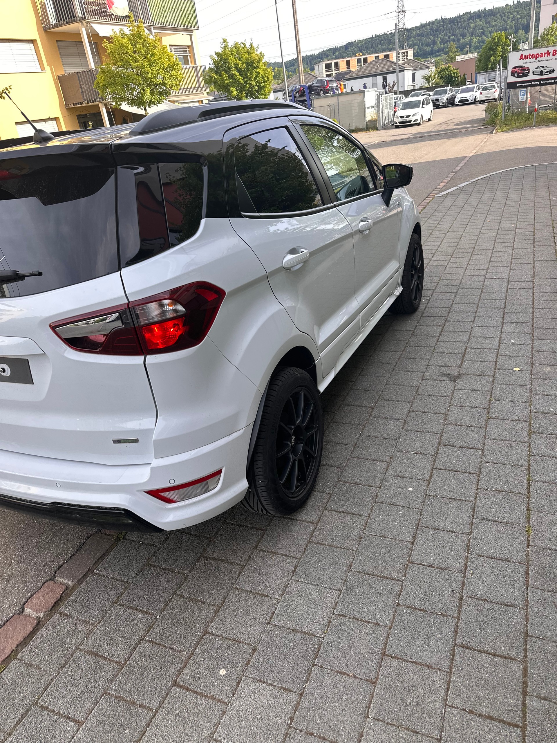 FORD EcoSport 1.0 SCTi Trend-image-10