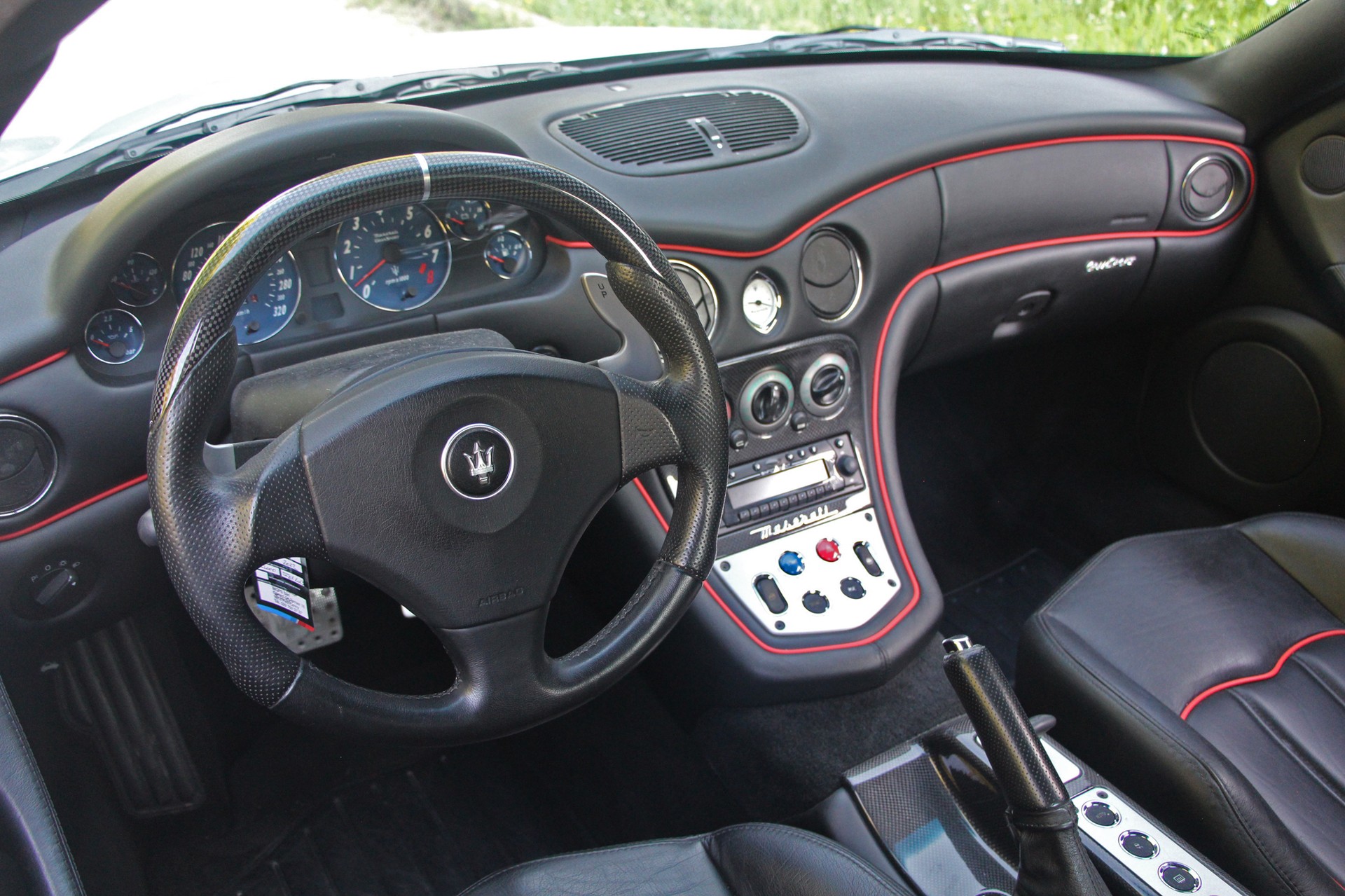 MASERATI Coupé GranSport-image-6