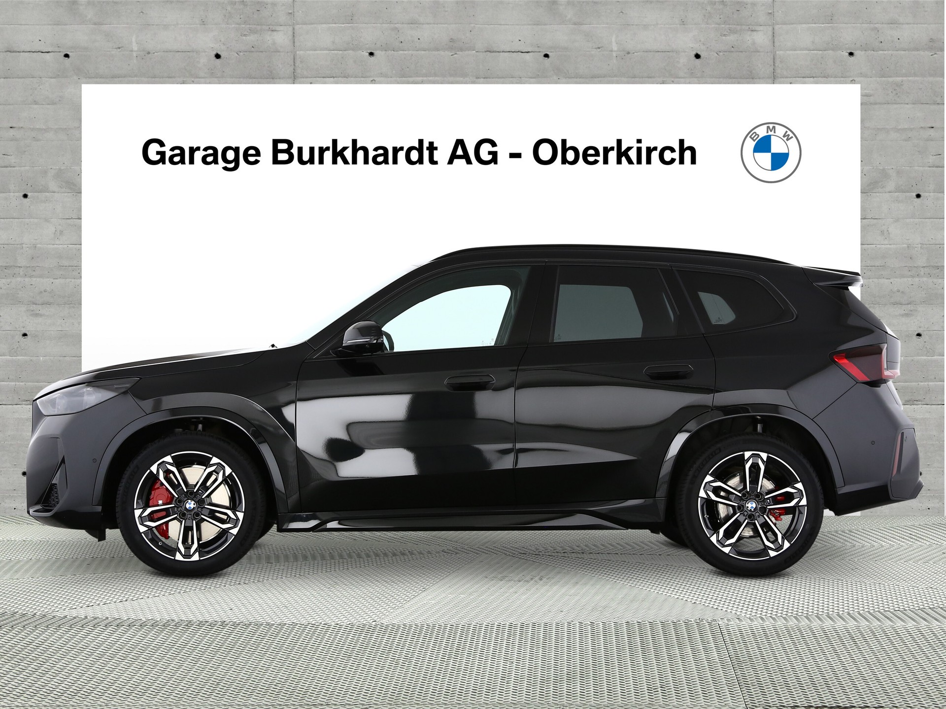 BMW X1 xDr20d 48V M Sport Pro-showroom-element-2