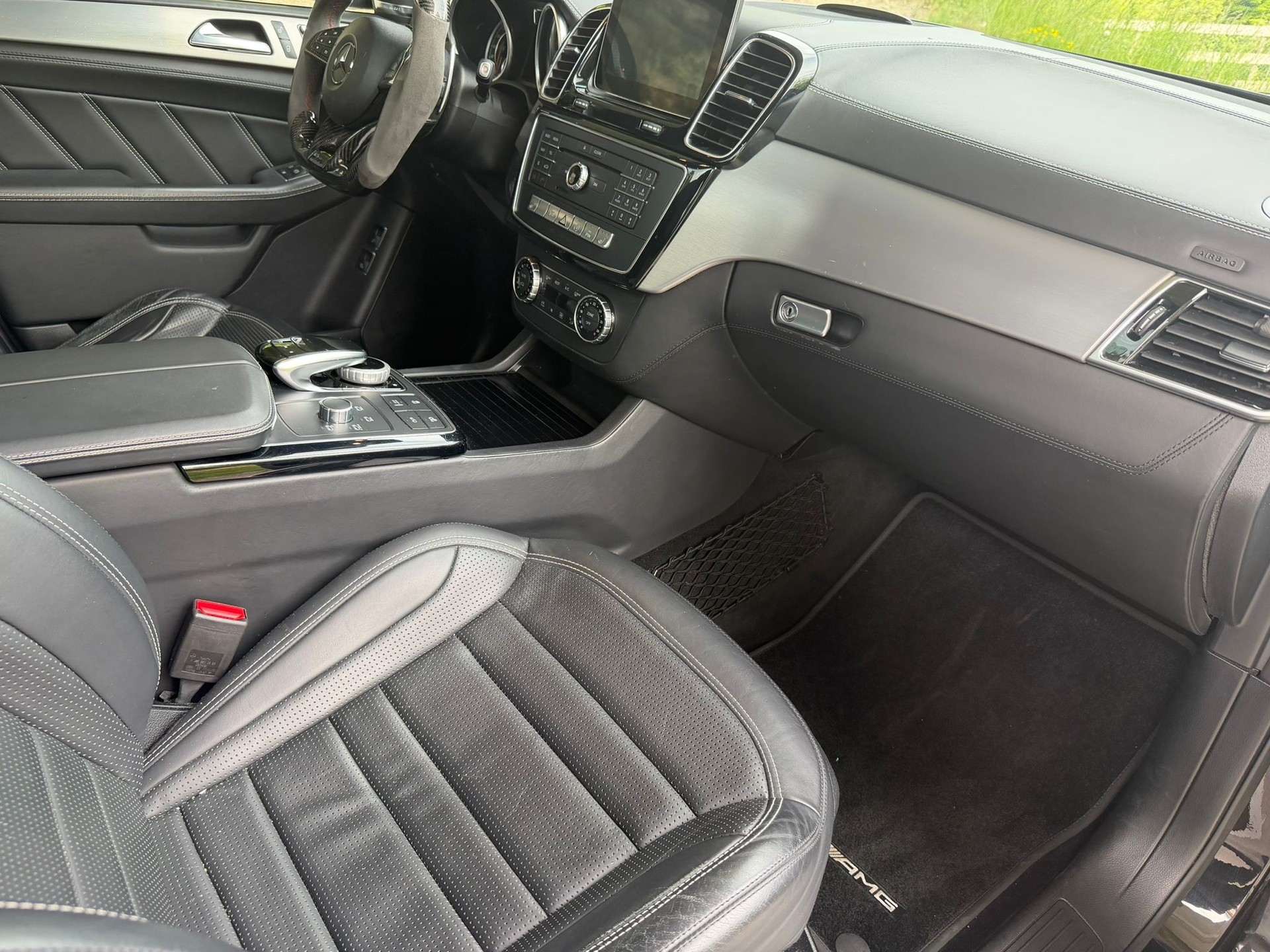 MERCEDES-BENZ GLE Coupé 63 S AMG 4Matic Speedshift-image-9