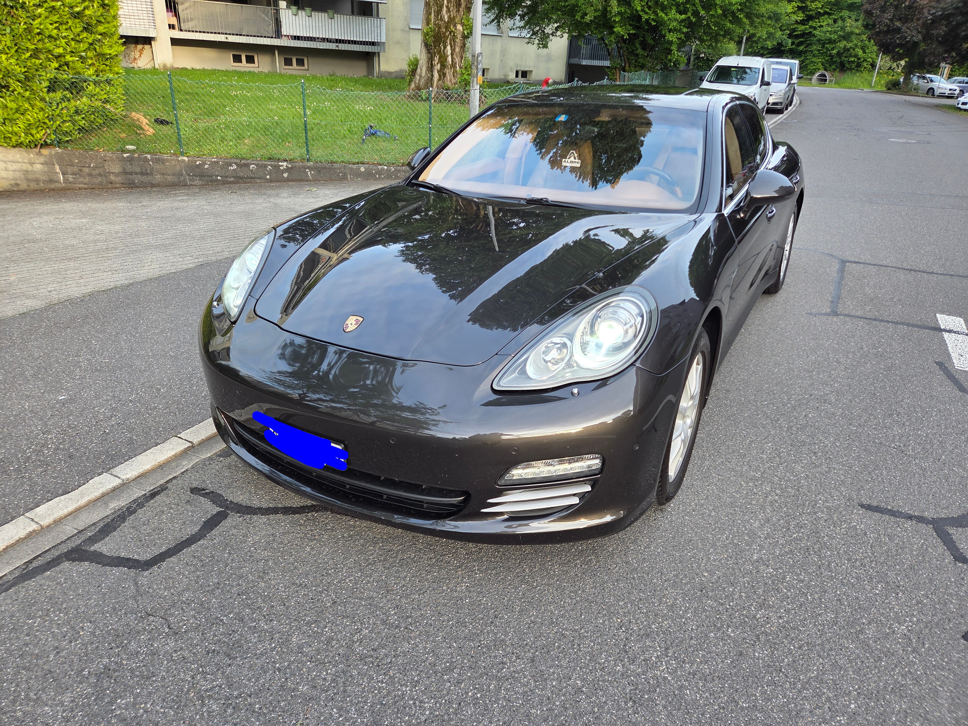 Car photo